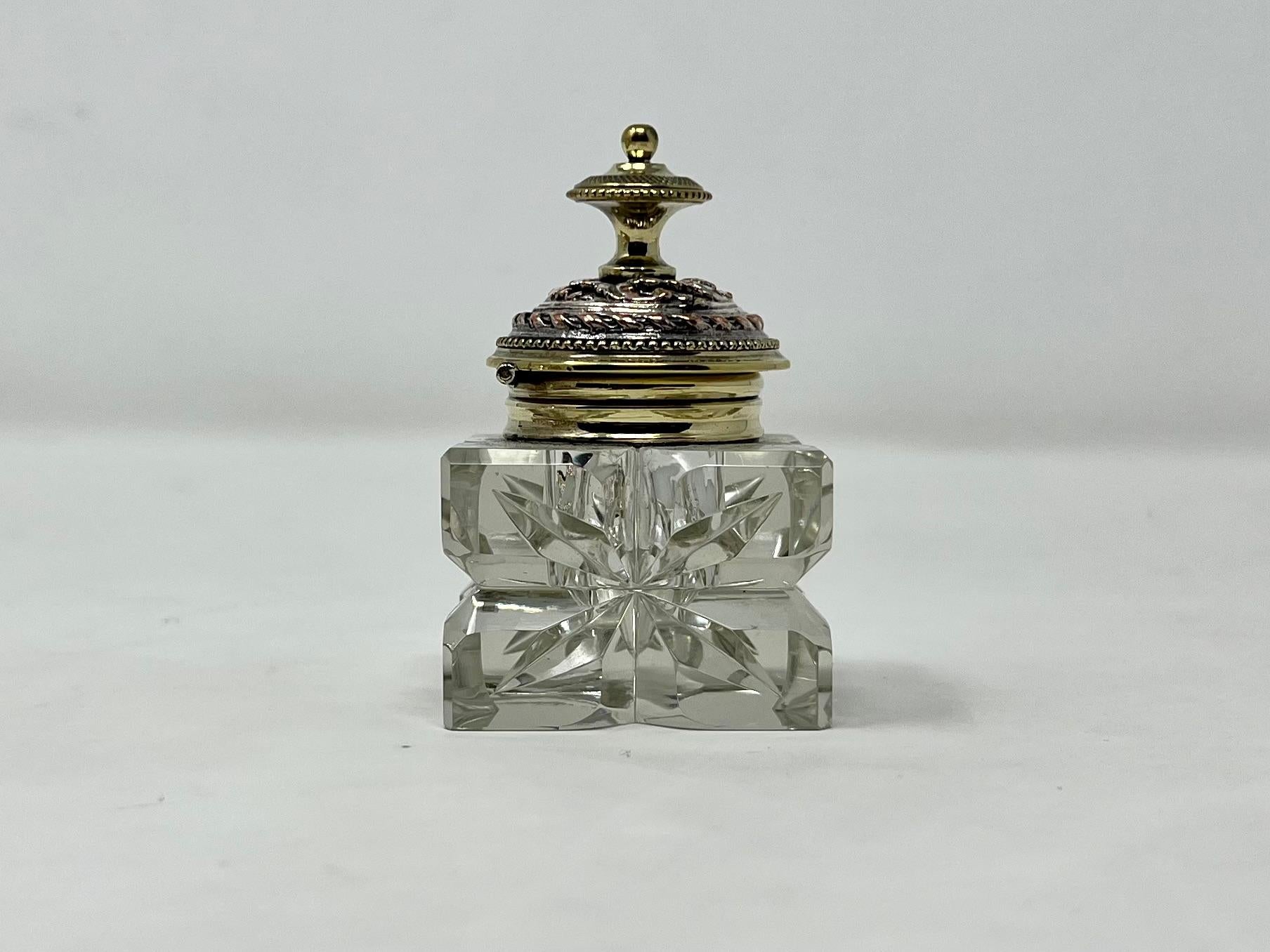 Antique English Brass Double Ink Stand, circa 1880 For Sale 1