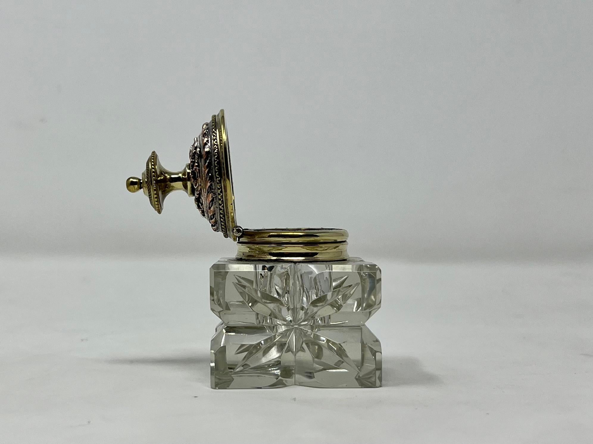Antique English Brass Double Ink Stand, circa 1880 For Sale 2