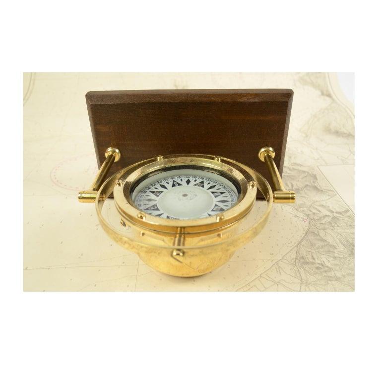 Mid-20th Century Antique English Brass Magnetic Nautical Compass Mounted on Wooden Board, 1930s