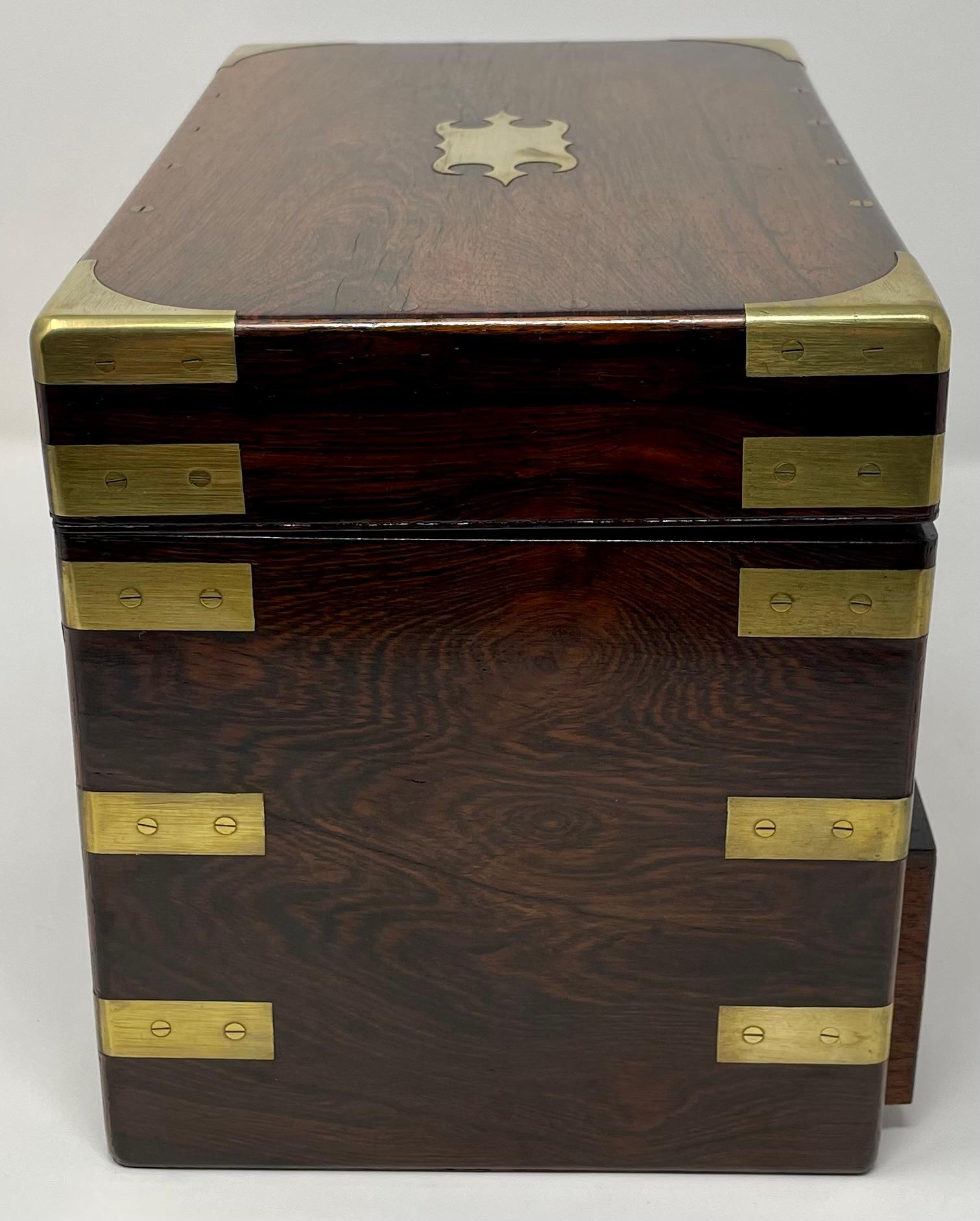 Antique English Brass-Mounted Rosewood Complete Apothecary Case, Circa 1880. In Good Condition For Sale In New Orleans, LA