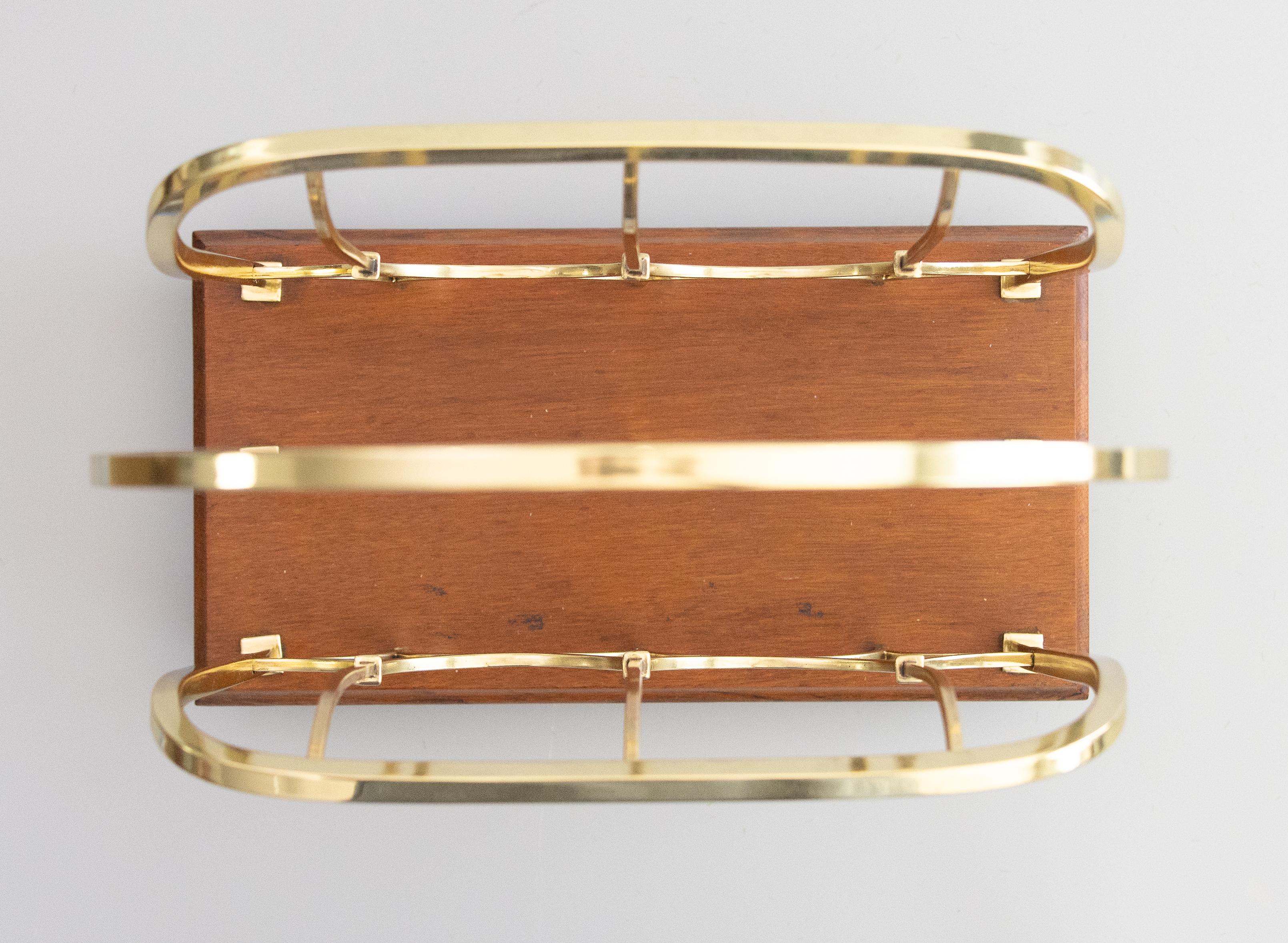 Ottone Antico portariviste inglese in ottone e Oak, 1920 circa in vendita