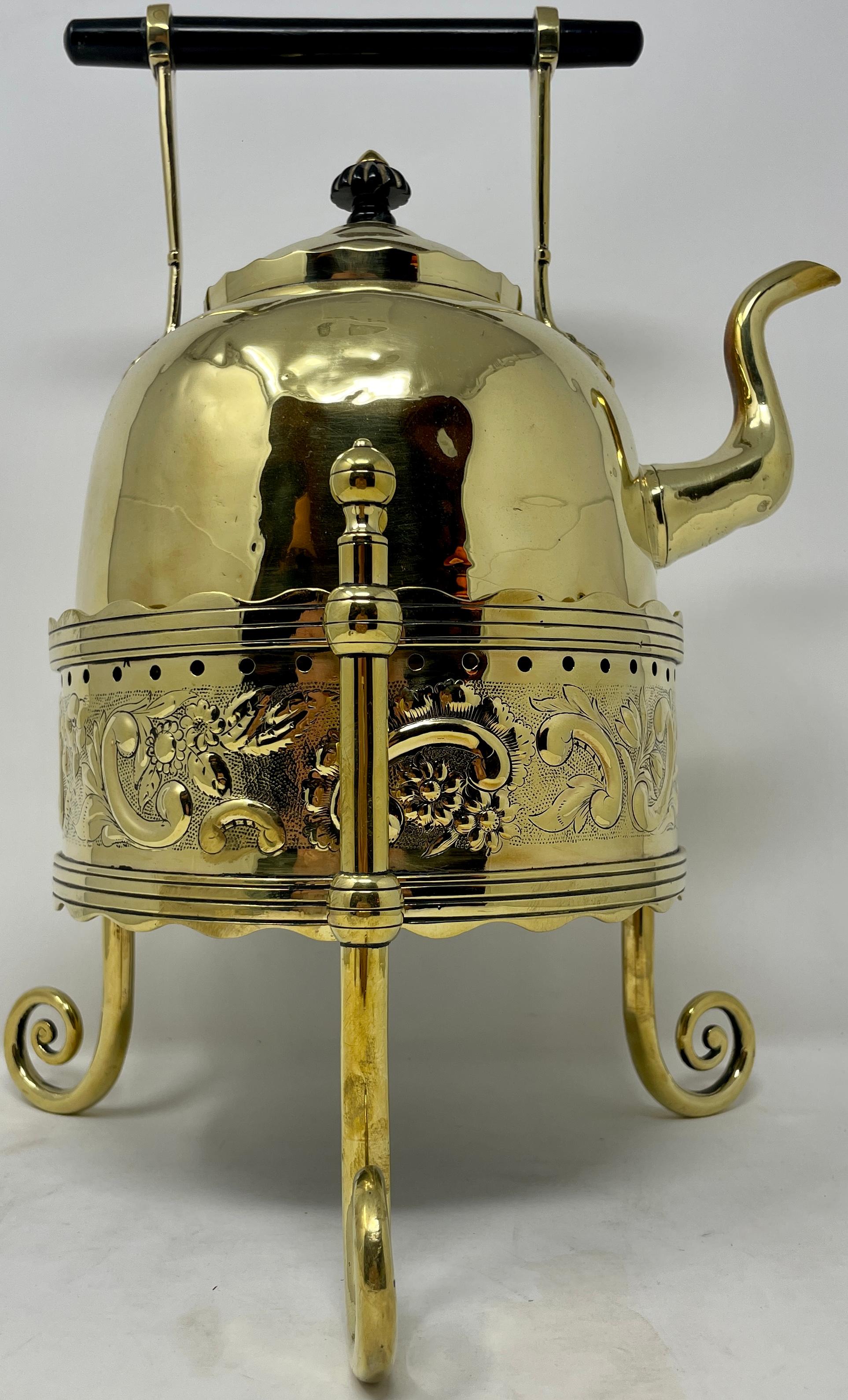 Antique English Brass Tea Kettle on Stand, circa 1880 In Good Condition For Sale In New Orleans, LA