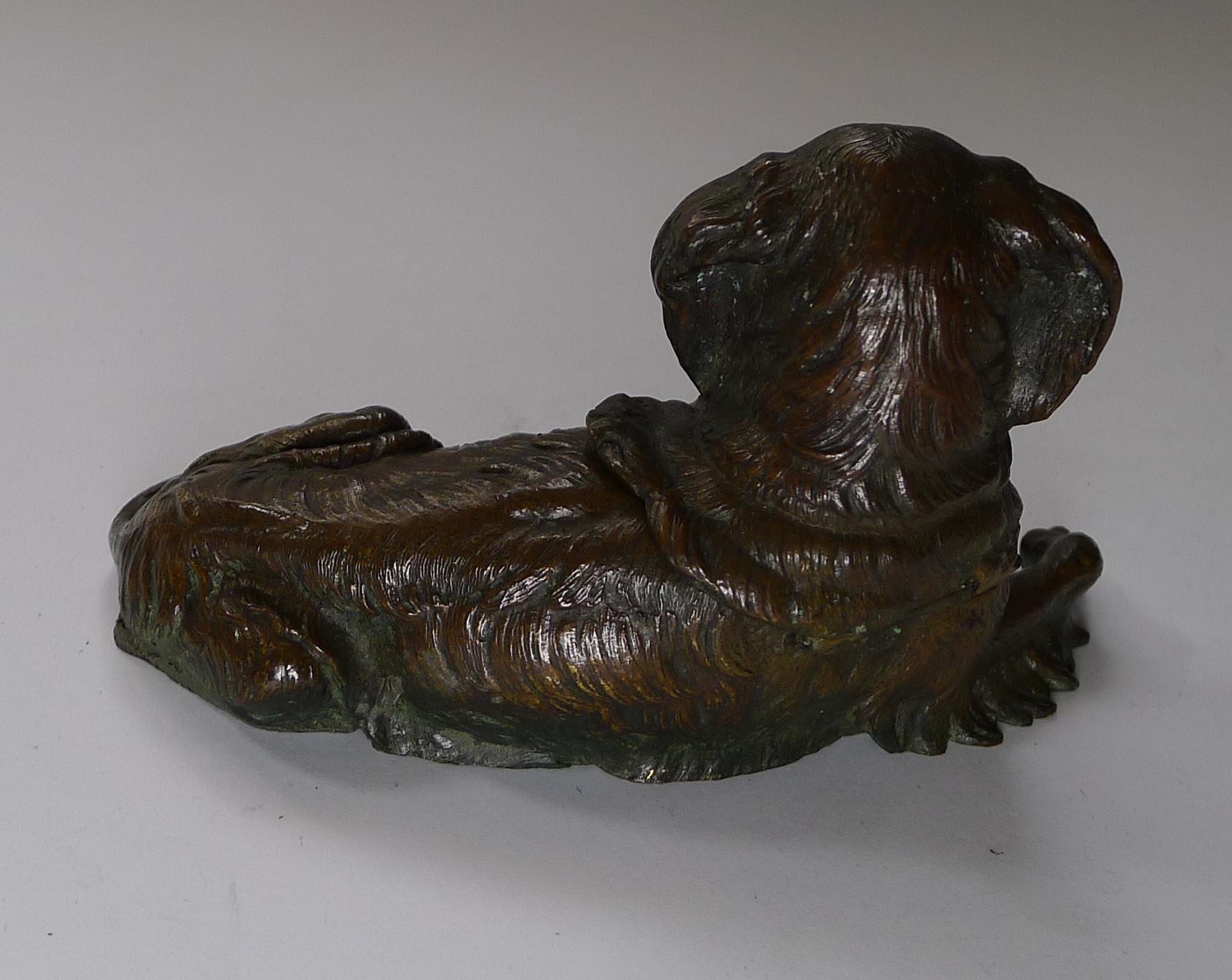 European Antique English Bronze Dog Inkwell, King Charles Spaniel, c.1880 For Sale
