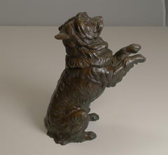 Antique English Bronze Figural Inkwell, Begging Dog with Glass Eyes, circa 1890