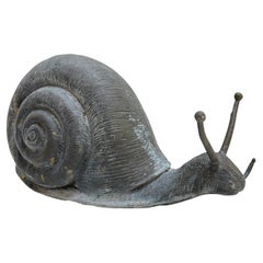 Sculpture d'escargot de jardin en bronze anglais ancien 