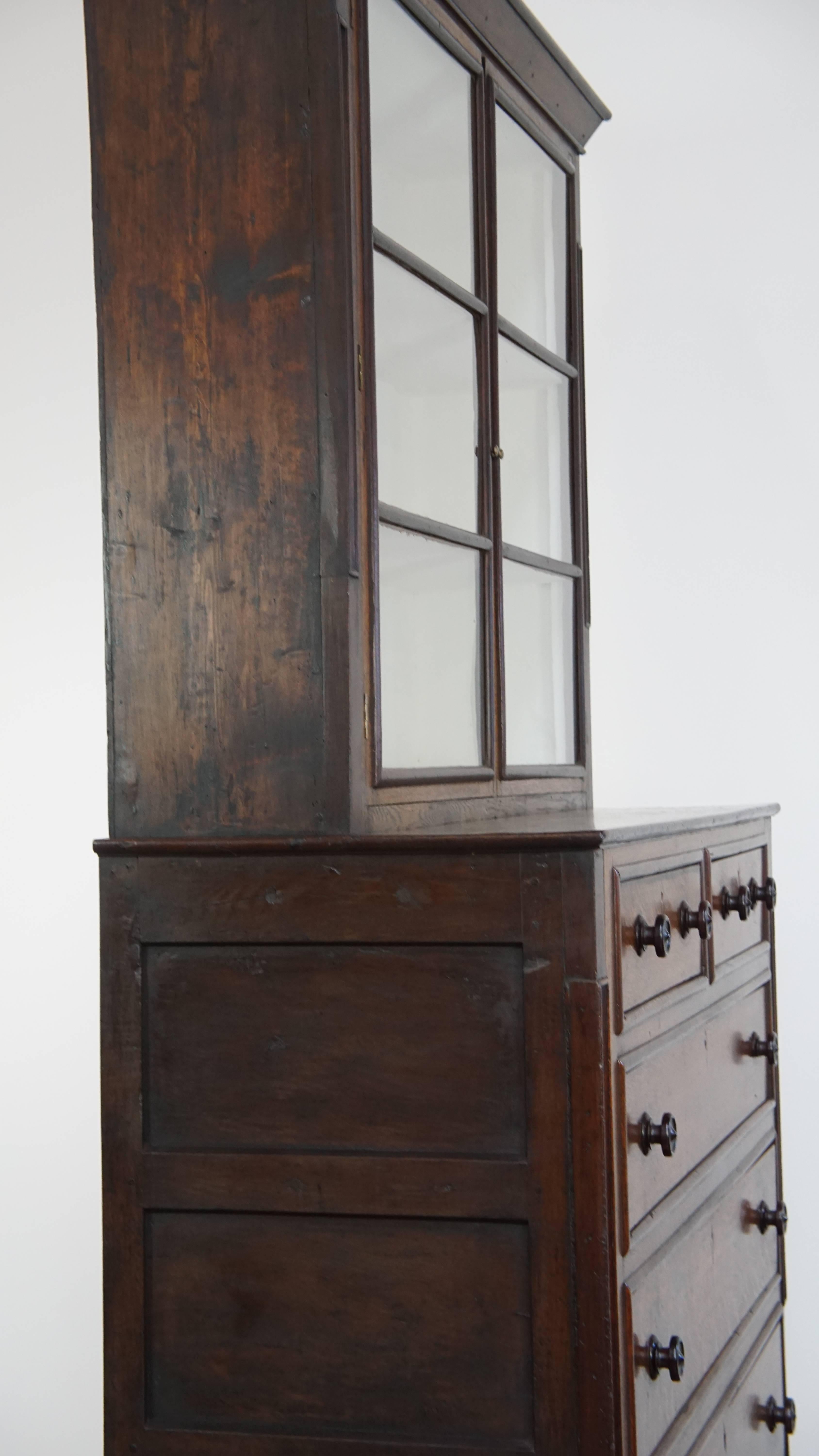 Antique English Buffet / Bookcase from the Early 19th Century For Sale 6