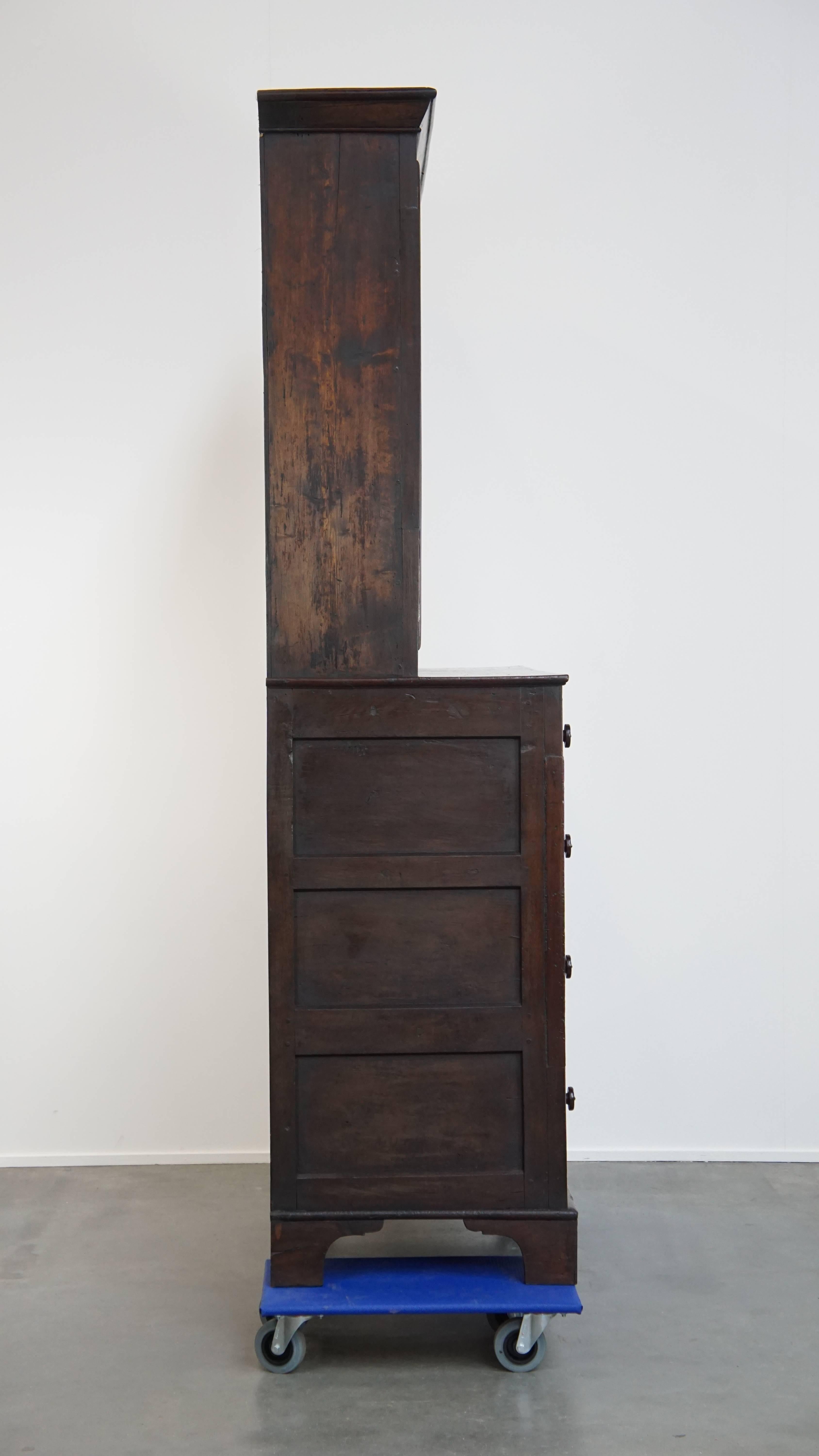 Classical Roman Antique English Buffet / Bookcase from the Early 19th Century For Sale
