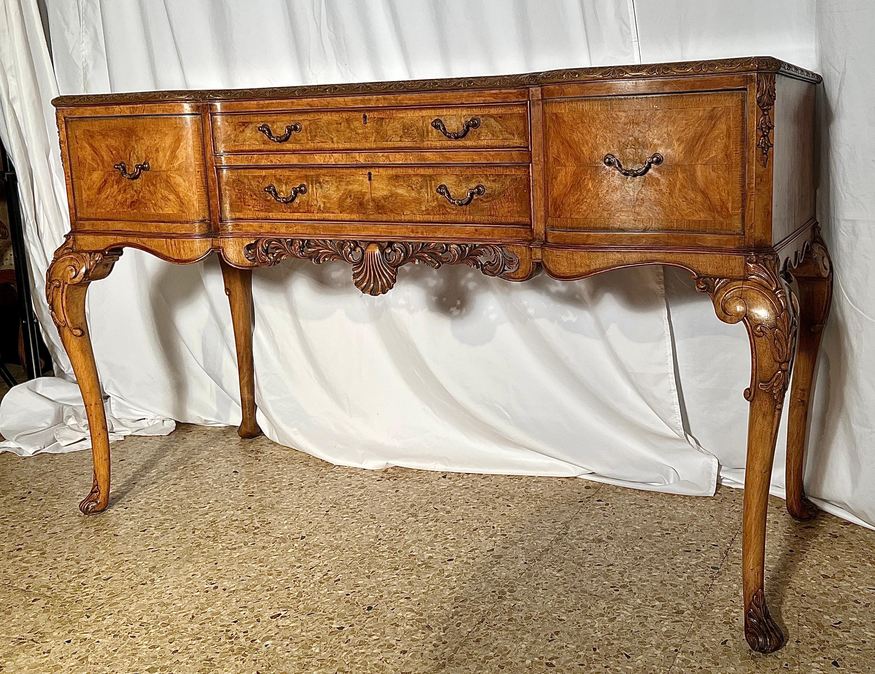 Antique English Burled Walnut Silver Chest on Legs with Flatware, Circa 1900. For Sale 1