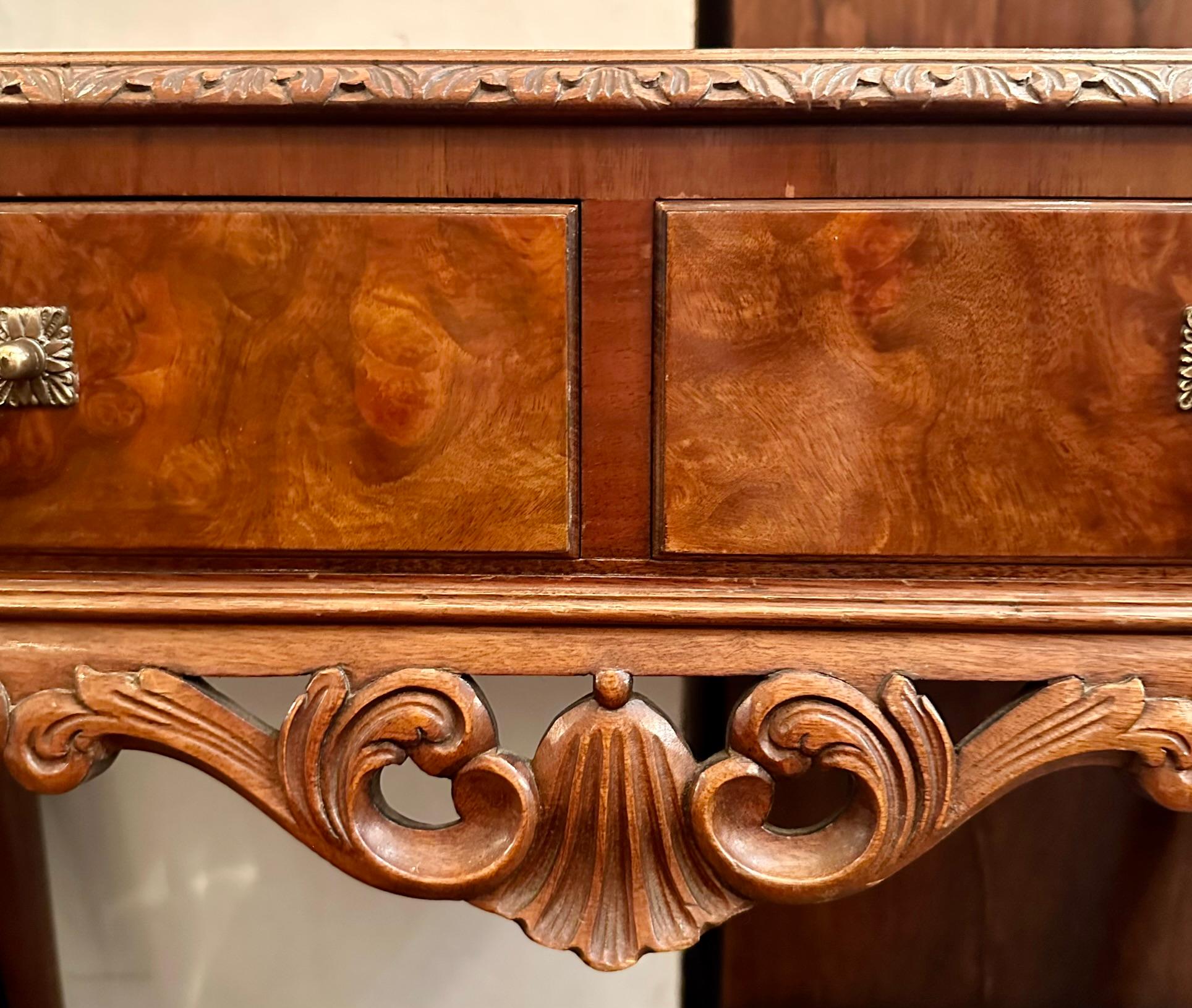 Antique English Burled Walnut Silver Chest with Silver Dinner Set, Ca. 1910-1920 For Sale 3