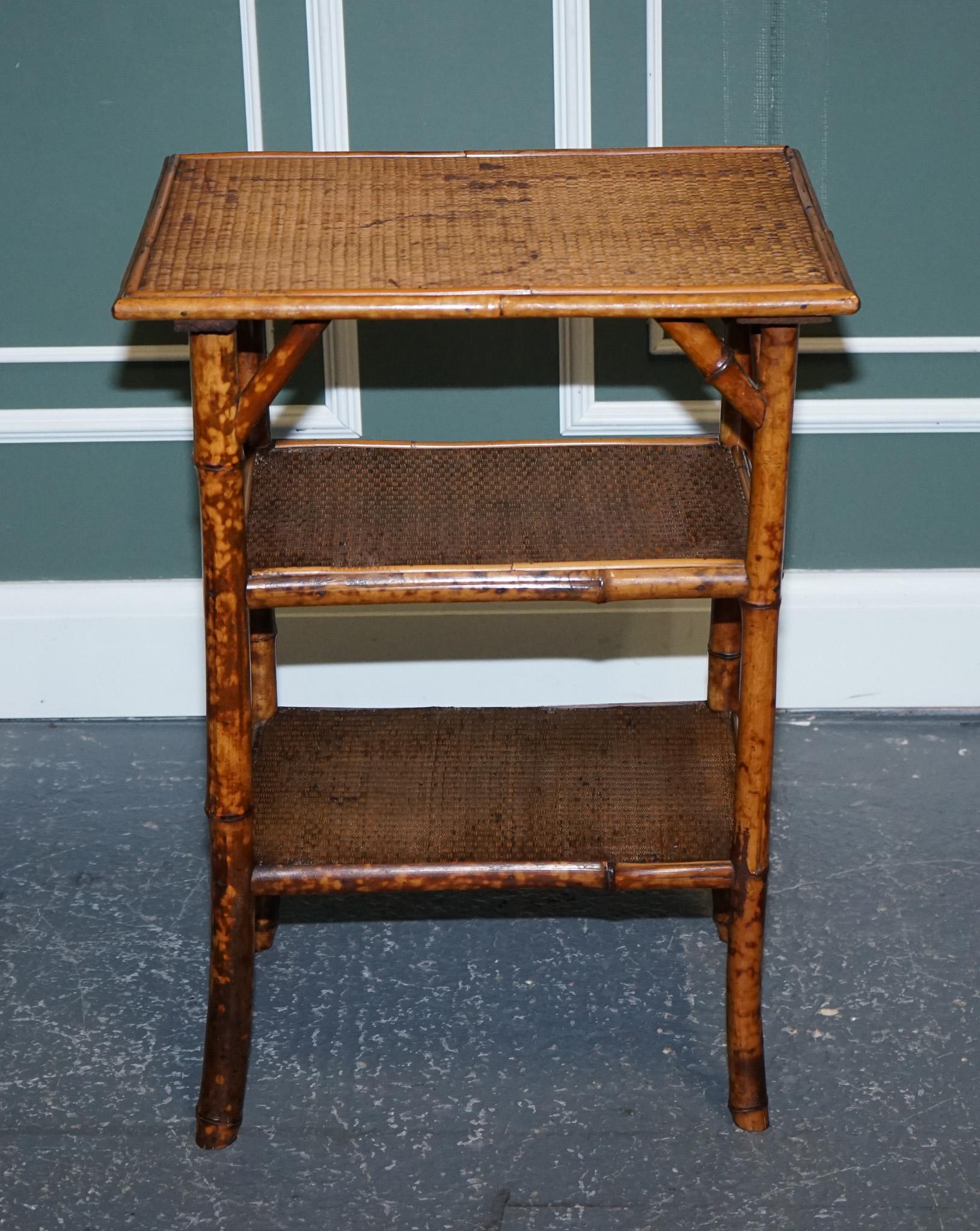 Antique English Burnt Bamboo Three Tier Side End Lamp Table In Good Condition For Sale In Pulborough, GB