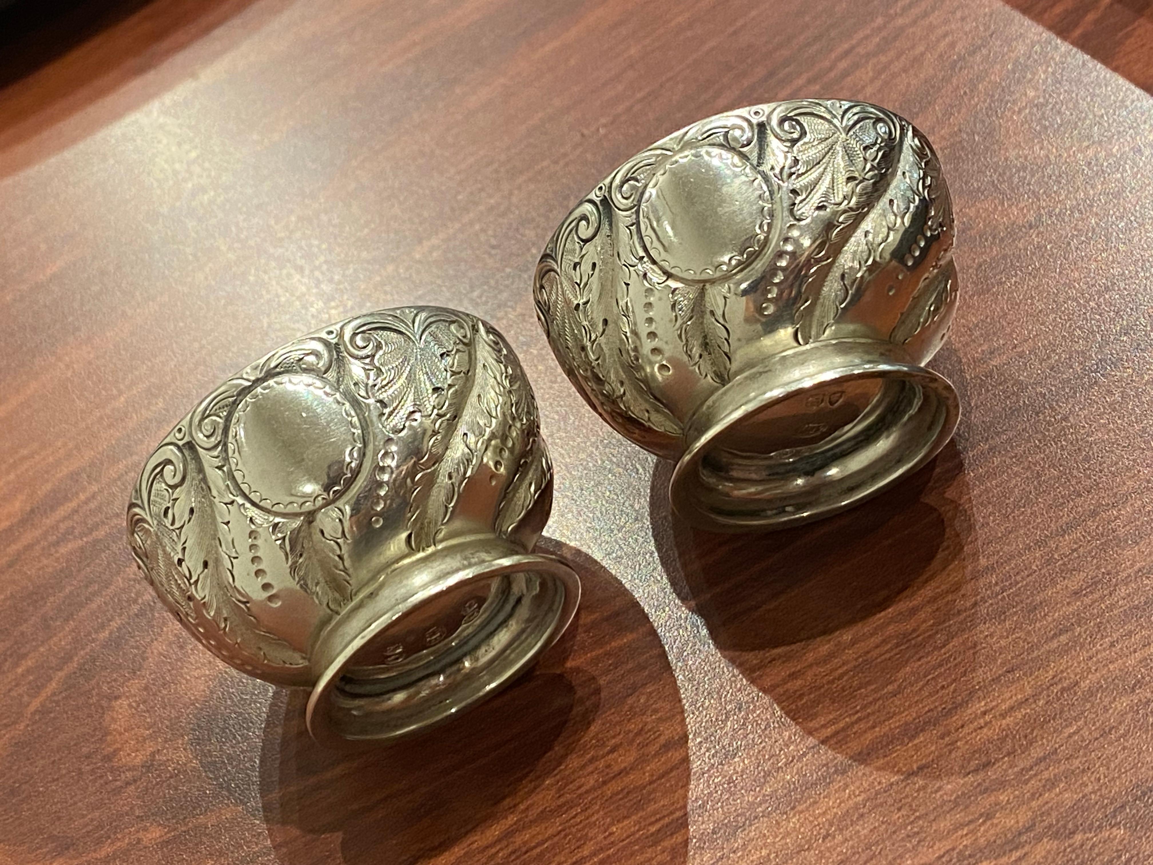 Antique English c1888 Silver Salt & Pepper Cellars by William Evans, London. For Sale 5