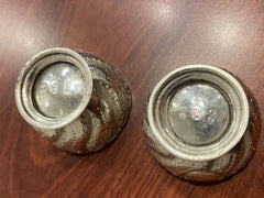 Antike englische Salz- und Pfefferstreuer aus Silber von William Evans, London, um 1888.