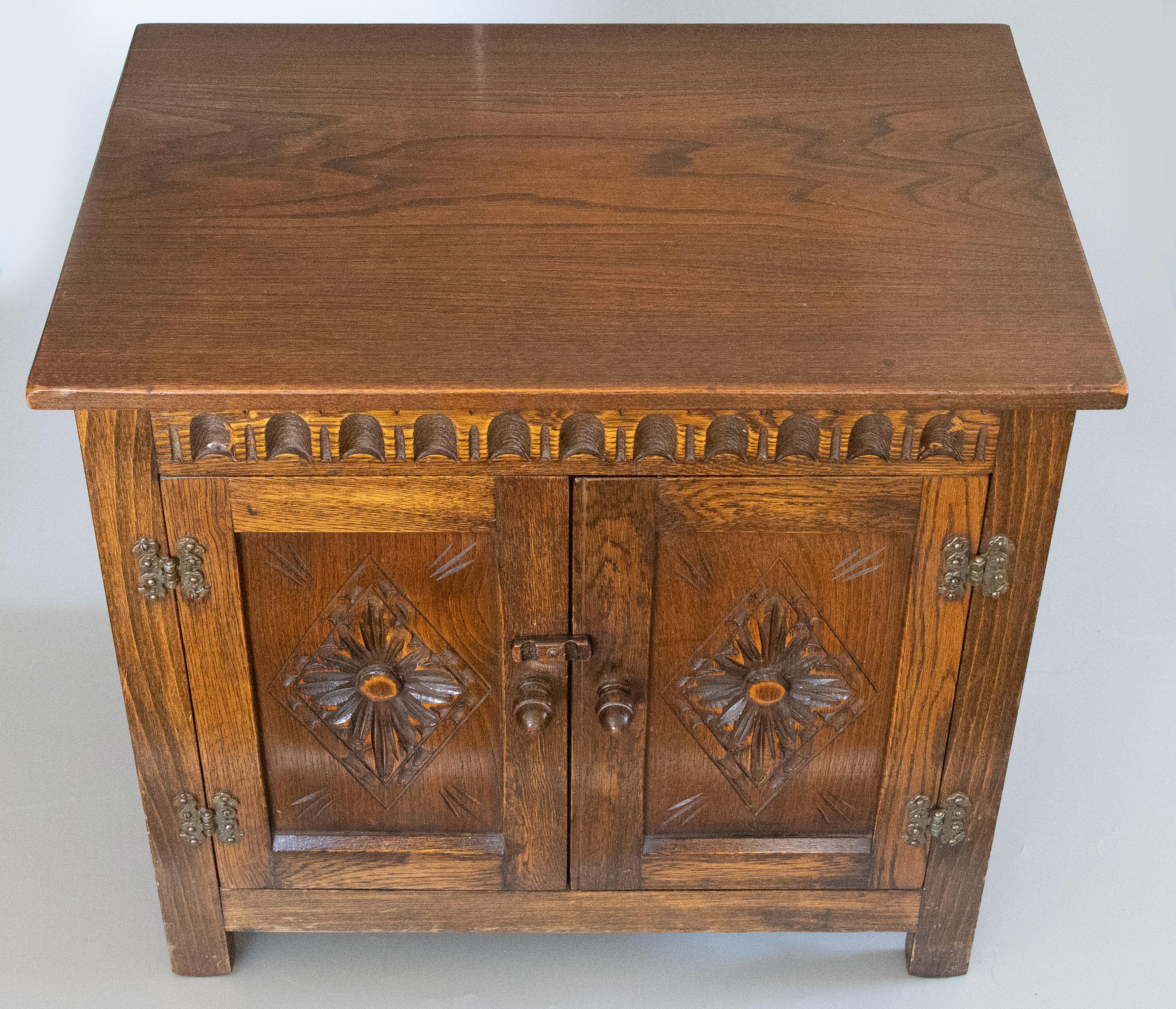 Antique English Carved Oak Dwarf Cupboard For Sale 2