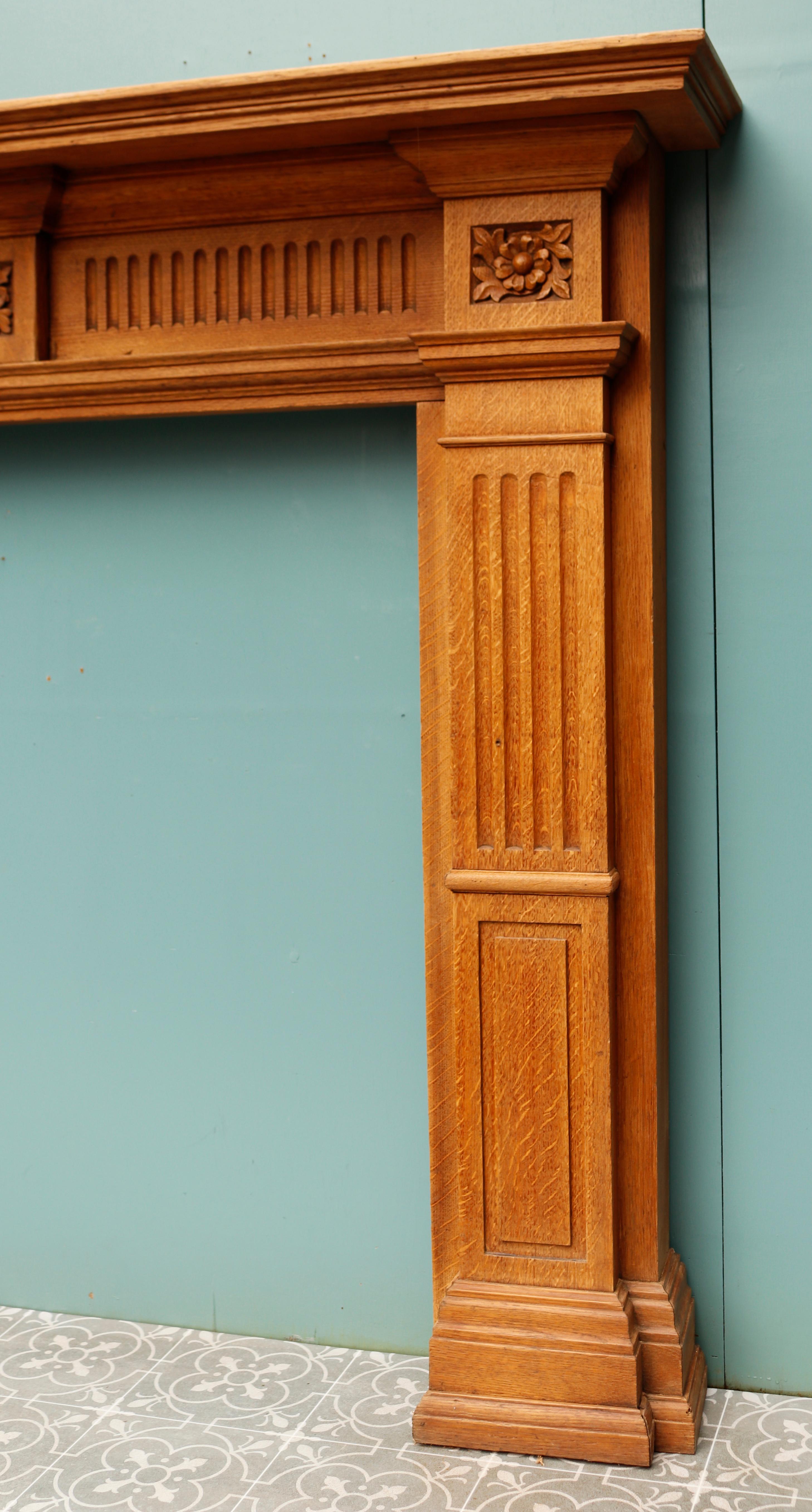 Antique English Carved Oak Fireplace Surround In Good Condition For Sale In Wormelow, Herefordshire