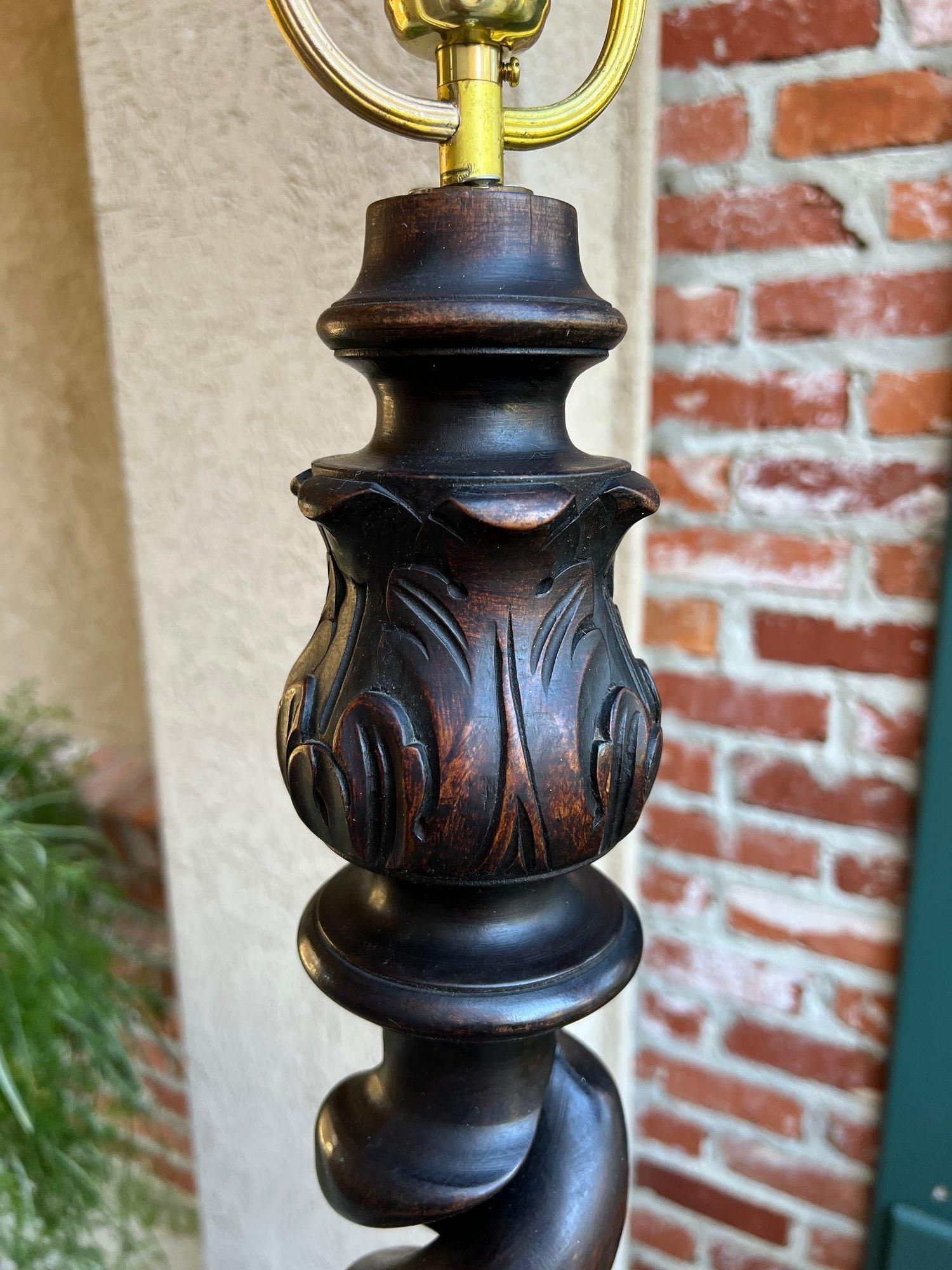 Antique English Carved Oak Floor Lamp OPEN Barley Twist w Round End Table c1920 For Sale 5