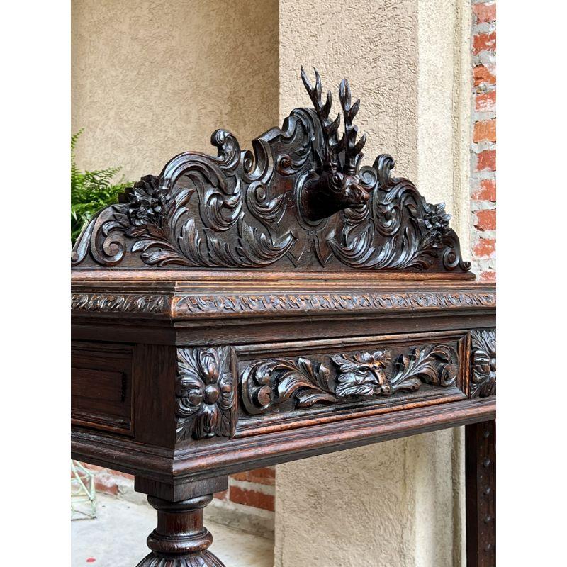 Antique English Carved Oak Hunt Console Hall Table Stag Deer Lion Sofa Table In Good Condition In Shreveport, LA