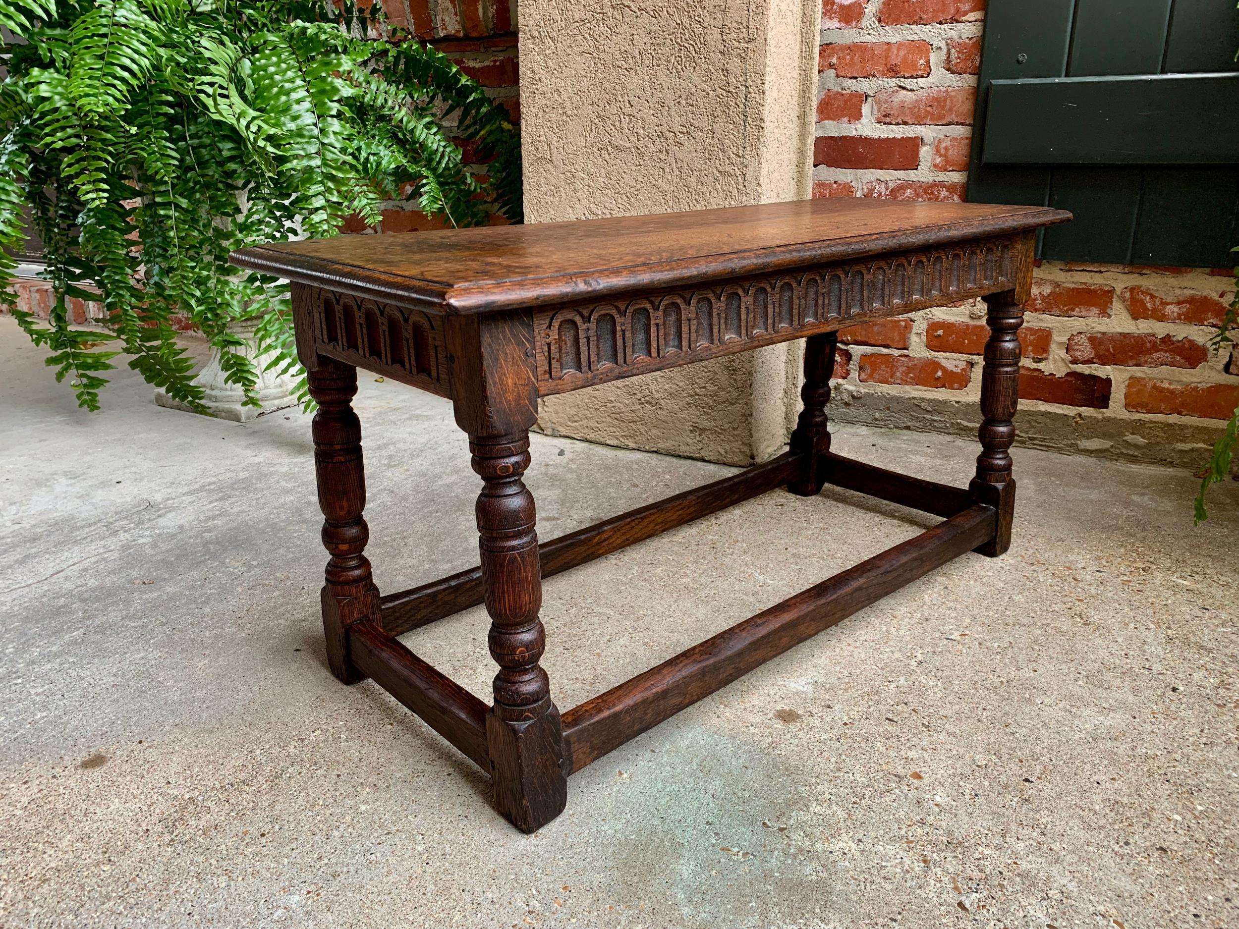 Jacobean Antique English Carved Oak Pegged Joint Stool Duet Bench Window Seat, c1900