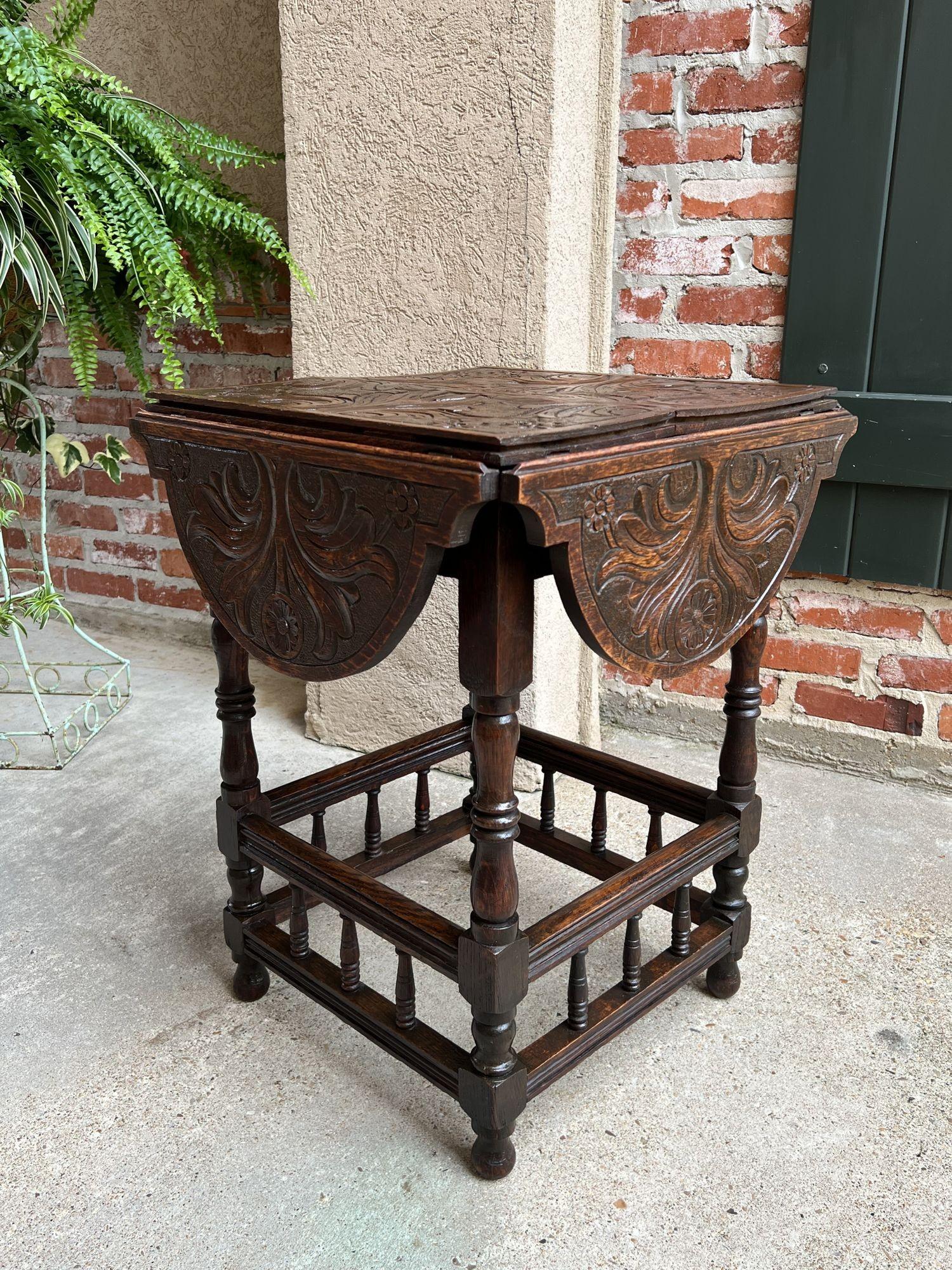 Hand-Carved Antique English Carved Oak Side Hall Table Petite Drop Leaf Tea Wine Table
