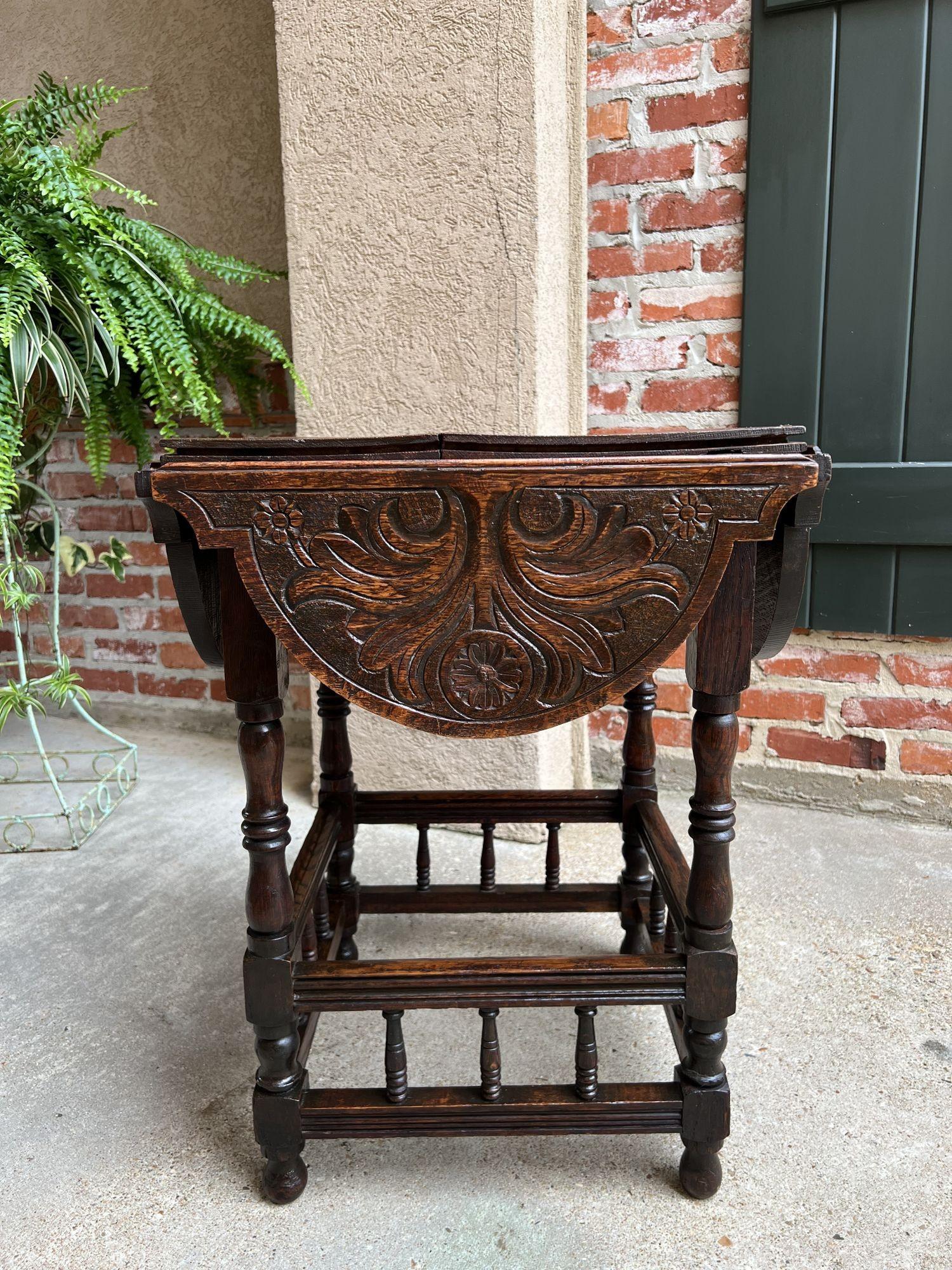 Early 20th Century Antique English Carved Oak Side Hall Table Petite Drop Leaf Tea Wine Table