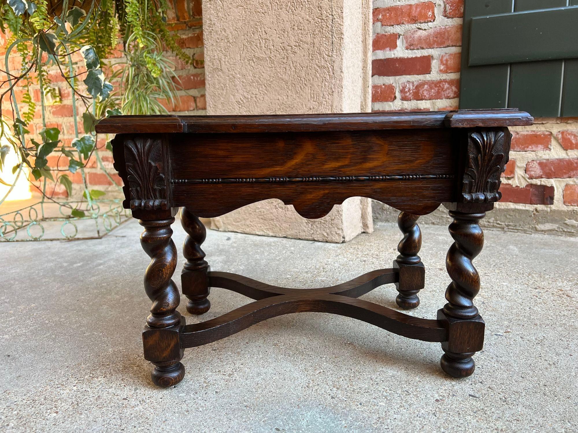Early 20th Century Antique English Carved Oak Stool Bench Barley Twist Display Table Stand