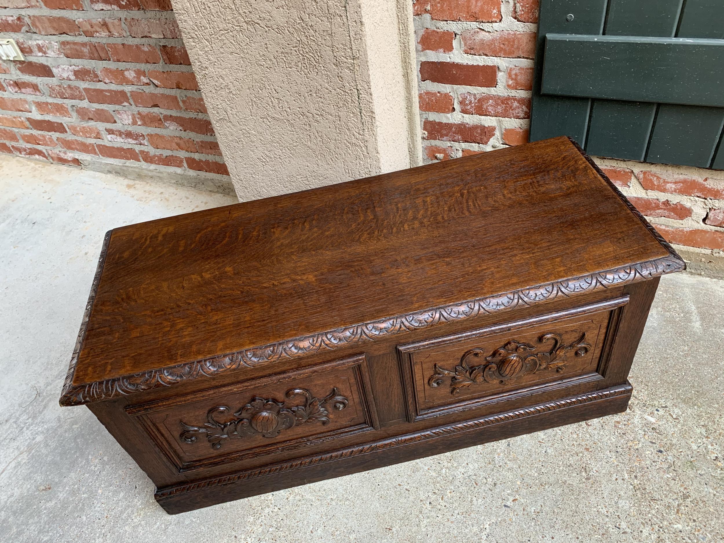 oak storage trunk coffee table