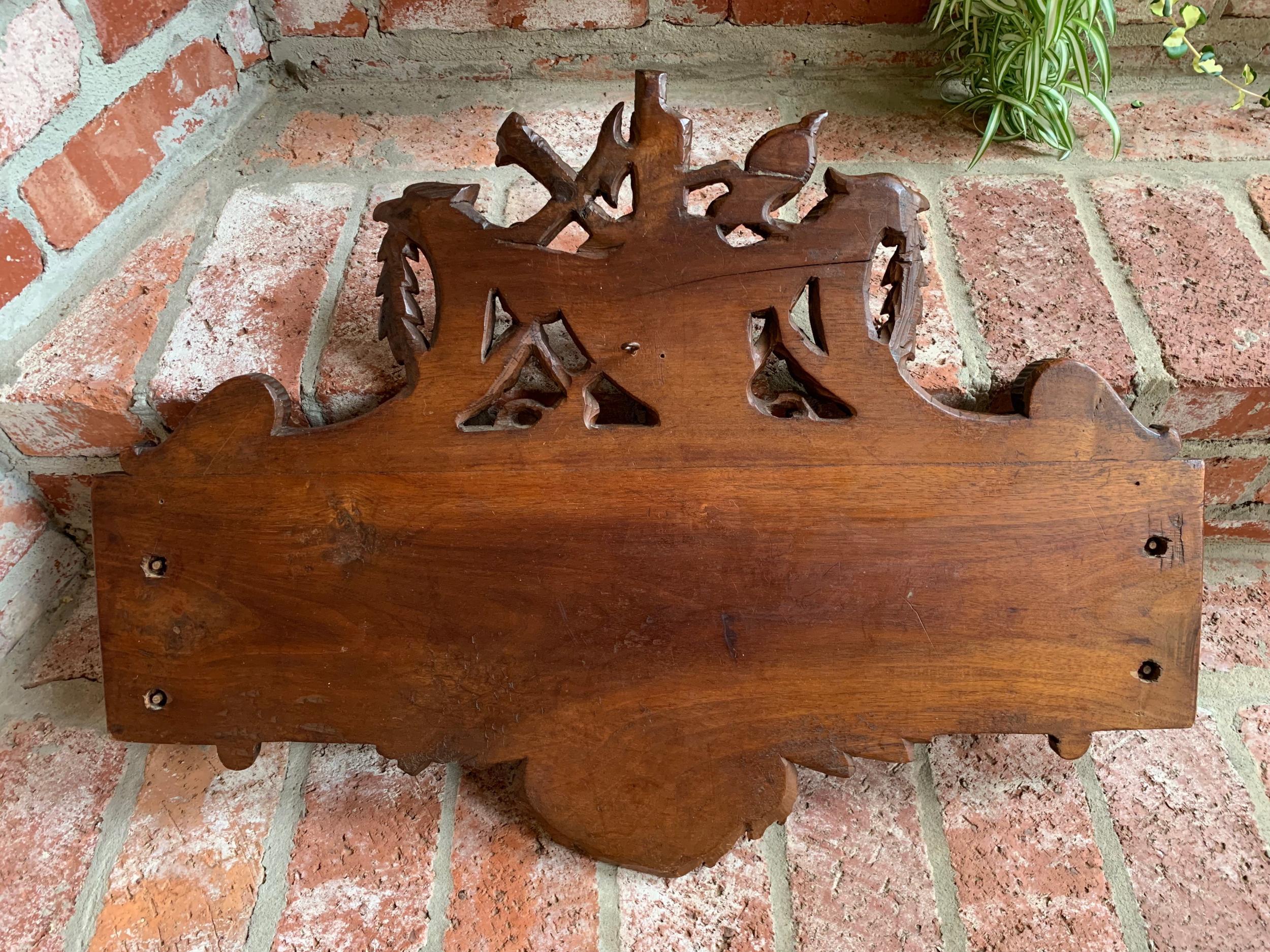Antique English Carved Oak Wall Hanging Remnant Eagle Coat of Arms 19th C 3