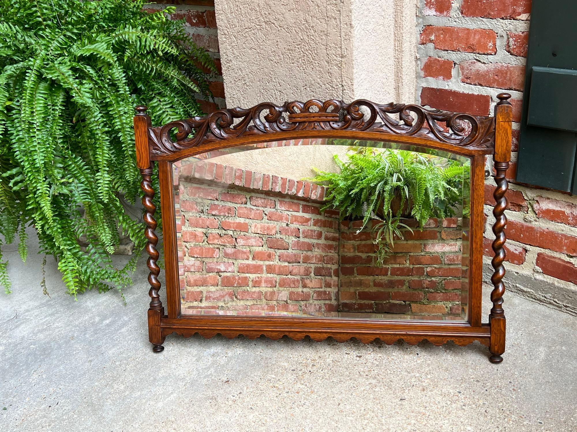 Antique English Carved Oak Wall Mirror Barley Twist Arched Top Frame Jacobean In Good Condition For Sale In Shreveport, LA