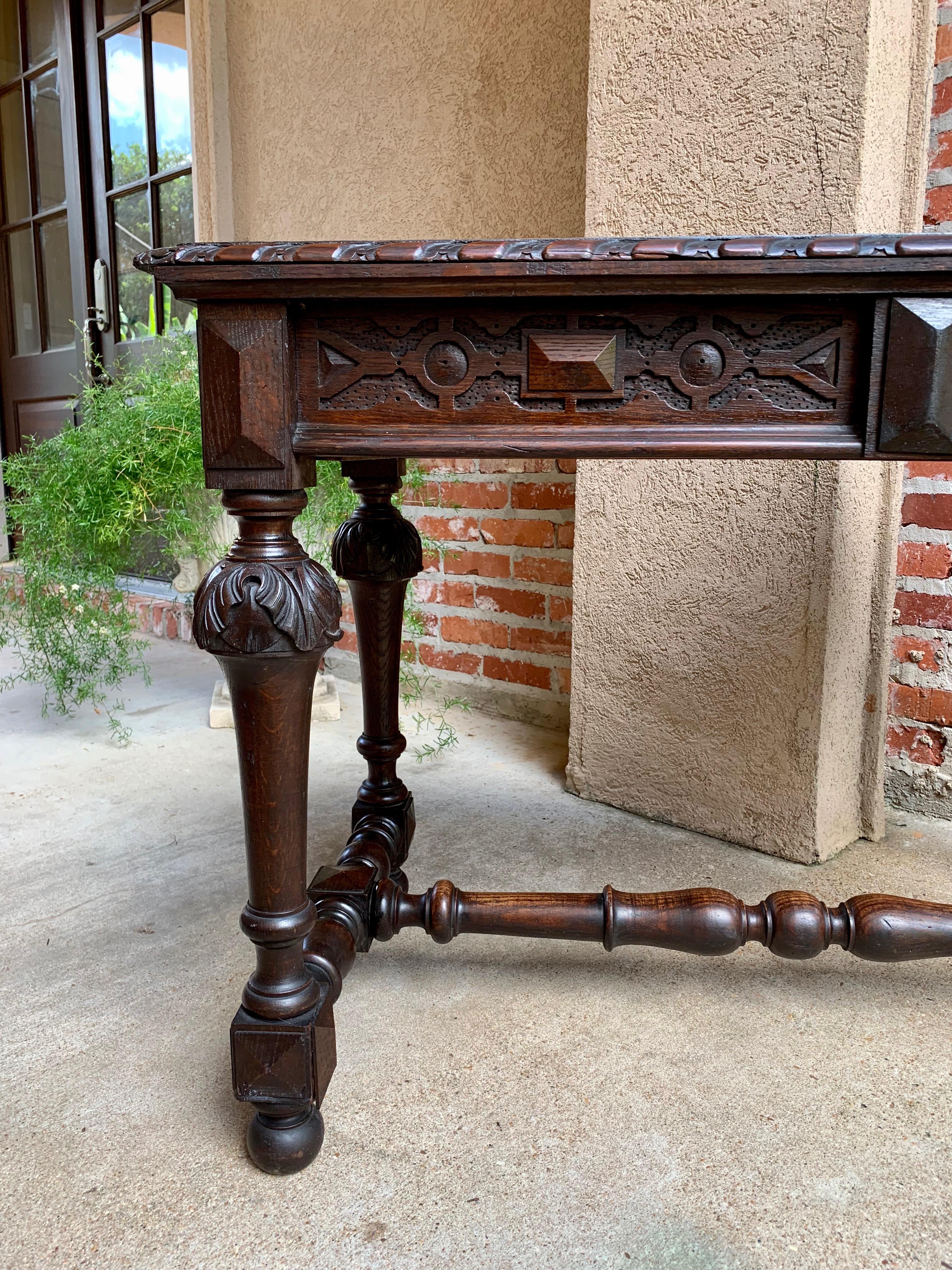 Antique English Carved Oak Writing Desk Sofa Table Jacobean William Mary In Good Condition In Shreveport, LA
