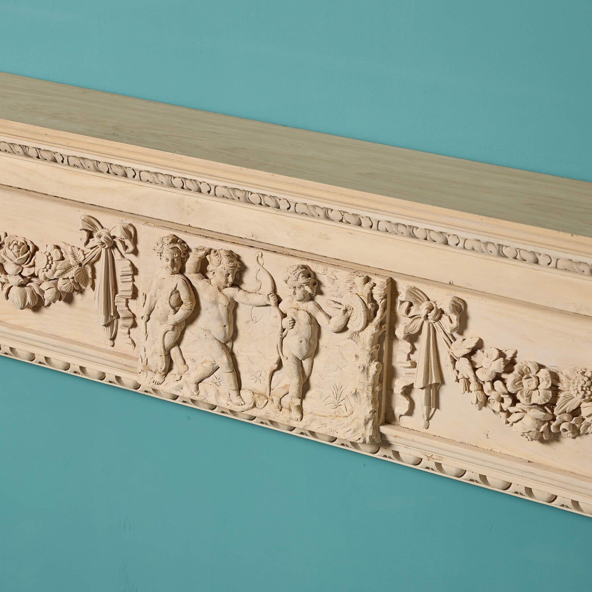 Fait main Cheminée anglaise ancienne en bois sculpté en vente
