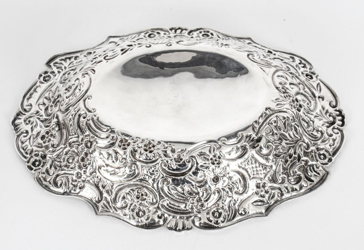 Antique English Cased Sterling Silver Fruit Bowl & Serving Spoon 19th C 10