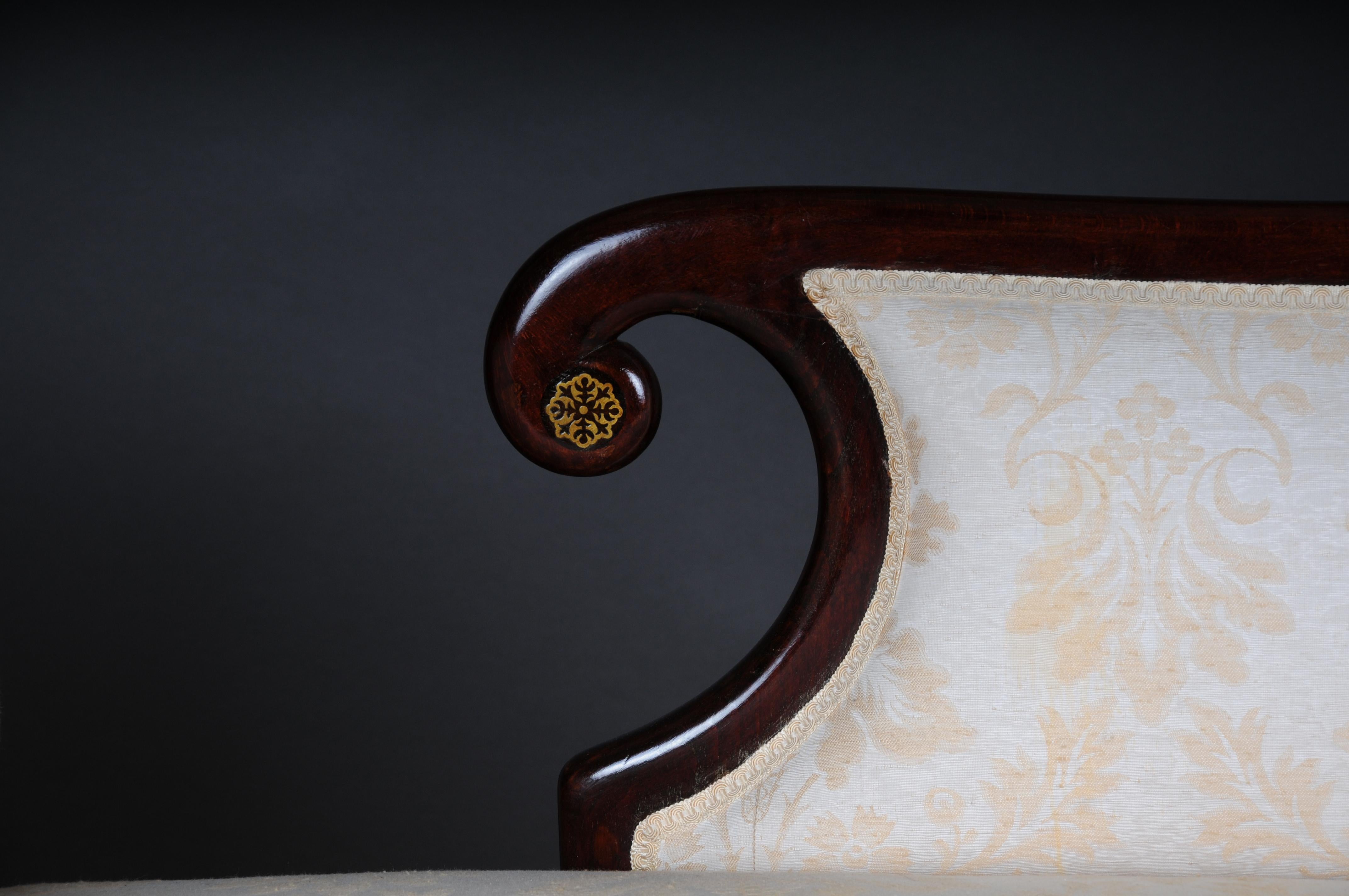Antique English Chaise Longue/ Recamiere, Mahogany, Arround 1830 For Sale 2