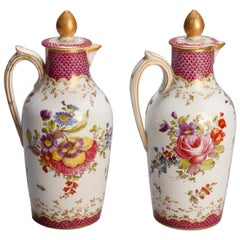 Anciennes pots à chocolat anglais de Chelsea peints et dorés à la main, datant d'environ 1820
