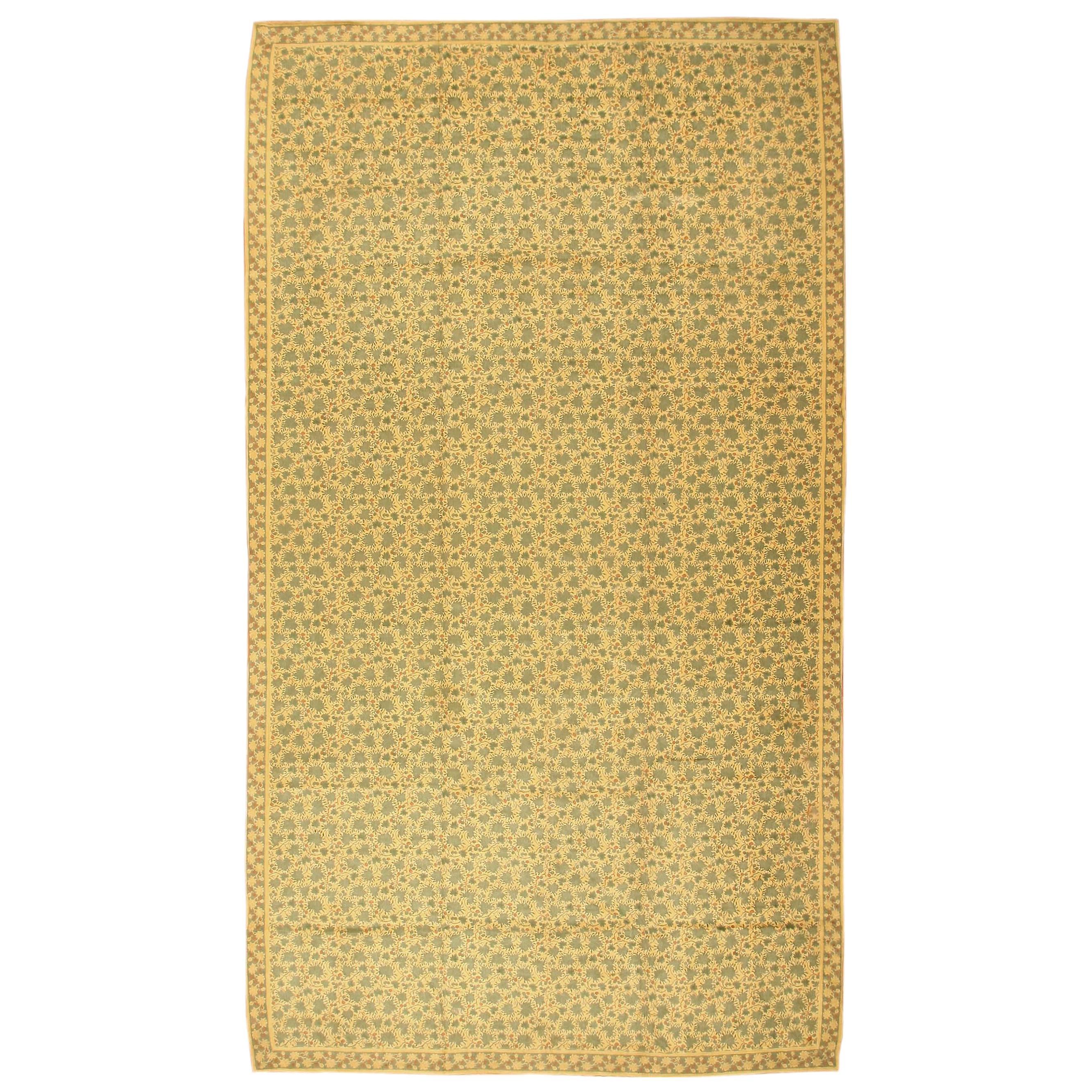 Antique English Chenille English Flat-Woven Rug. Size: 9 ft 6 in x 17 ft 2 in