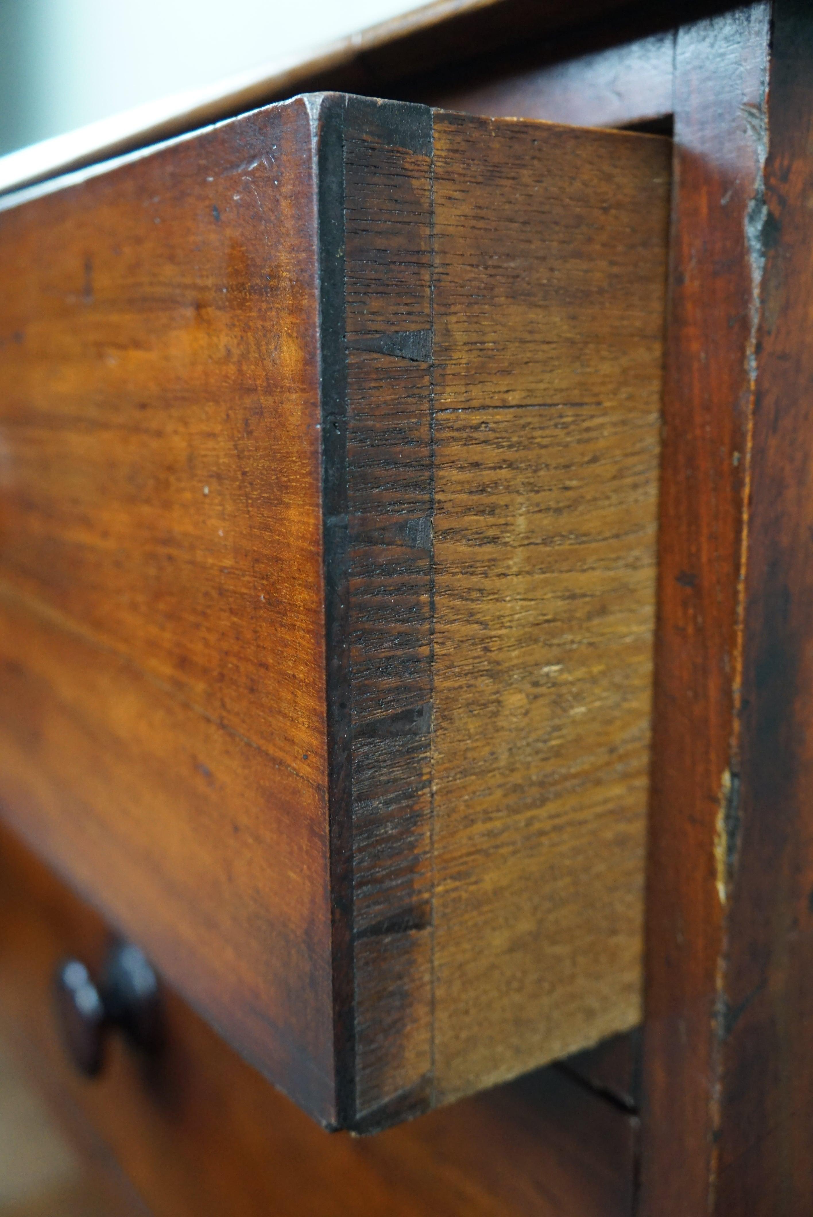 Antique English chest of drawers, mahogany, +/- 1850 8