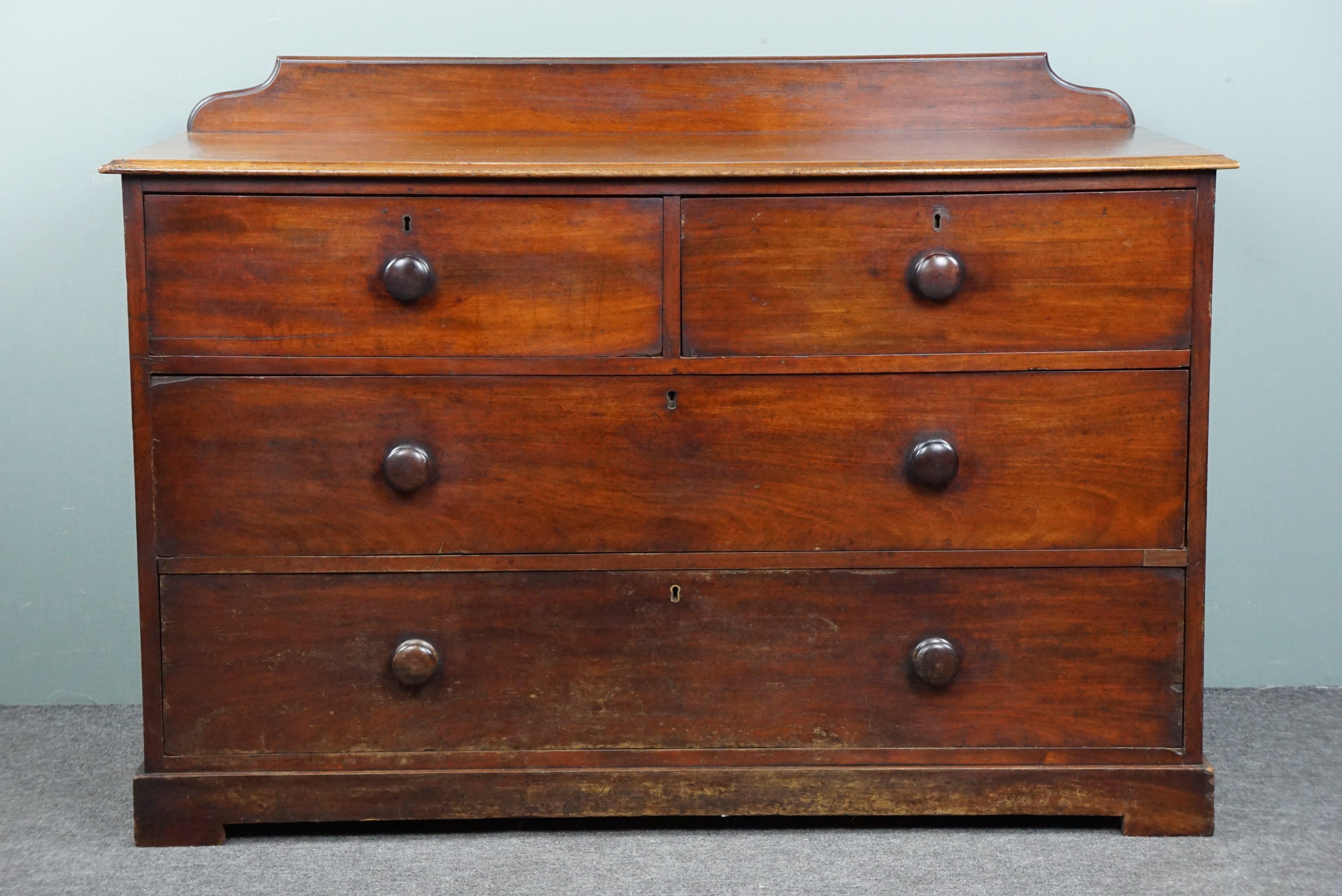 Antique English chest of drawers, mahogany, +/- 1850 In Excellent Condition In Harderwijk, NL