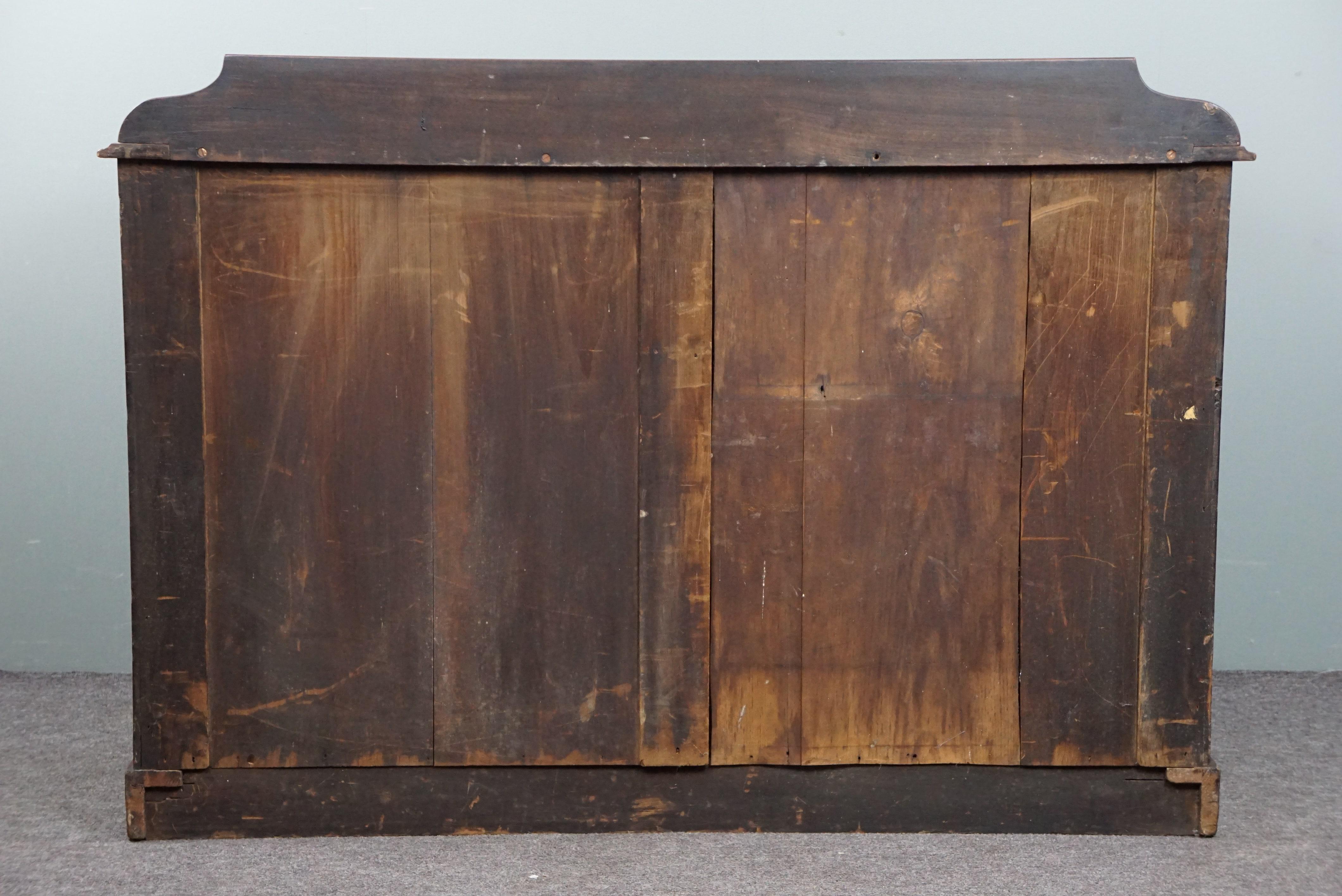 Mahogany Antique English chest of drawers, mahogany, +/- 1850