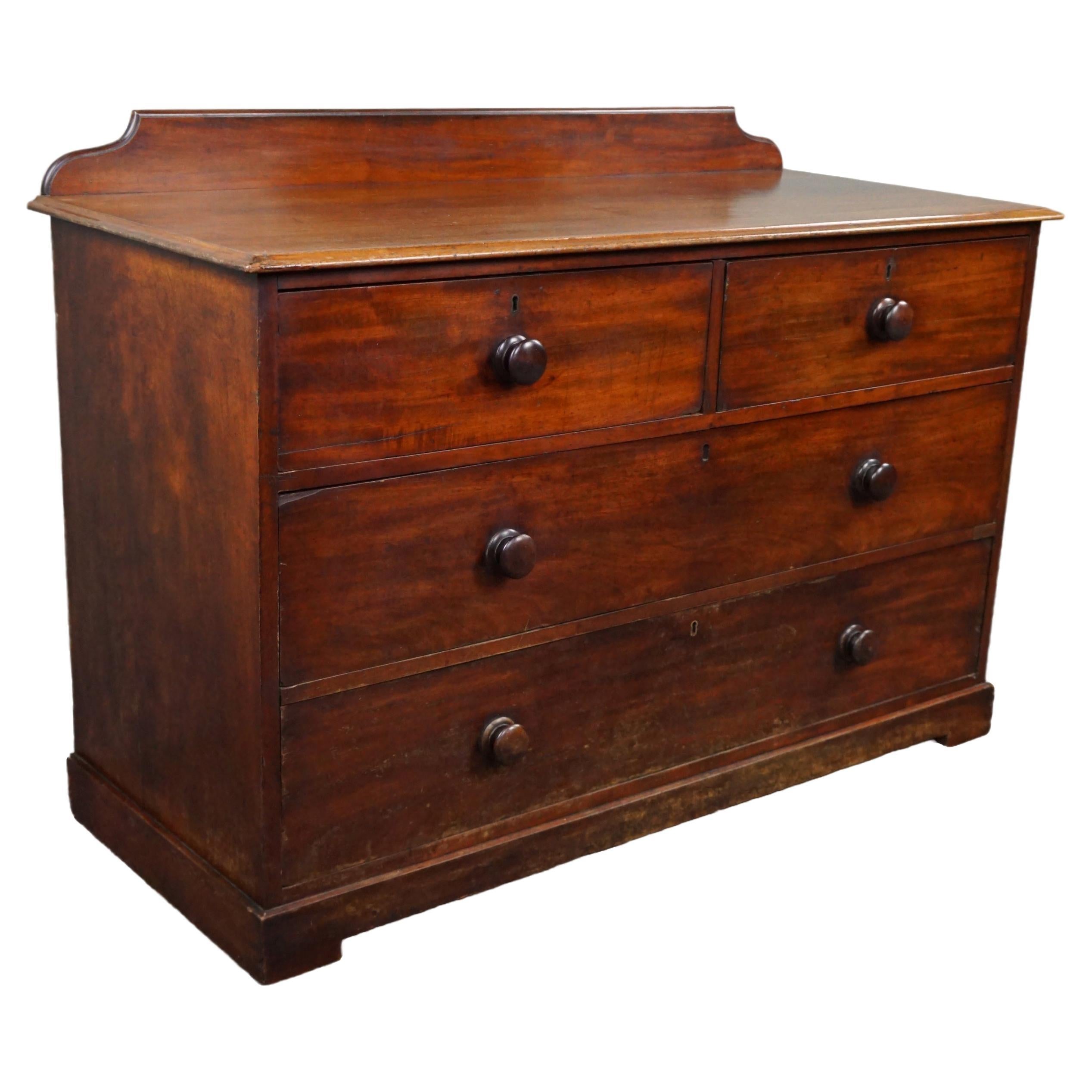 Antique English chest of drawers, mahogany, +/- 1850 For Sale