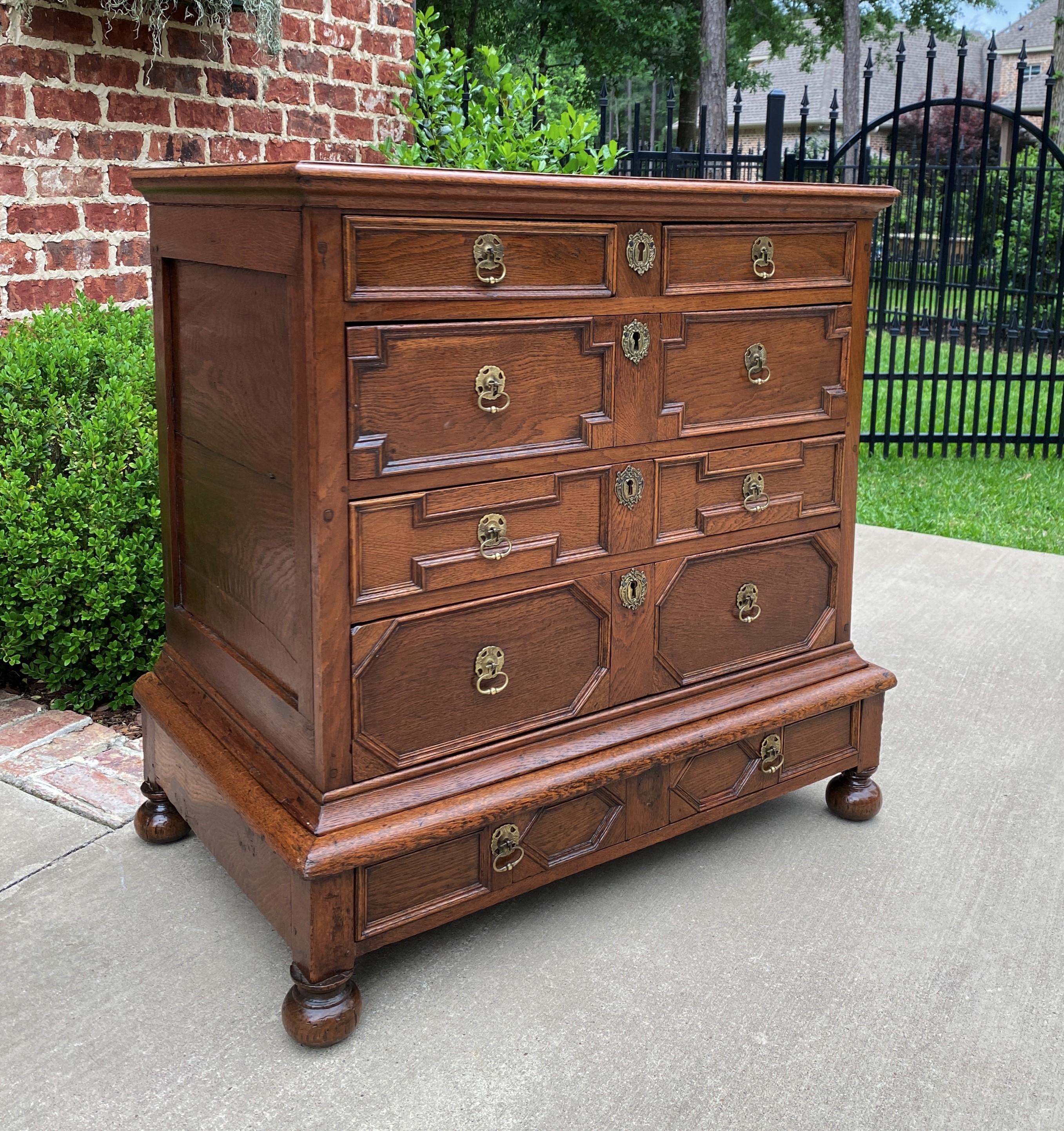 Antique English Chest on Chest of Drawers Jacobean Tudor Carved Oak 19th C In Good Condition For Sale In Tyler, TX