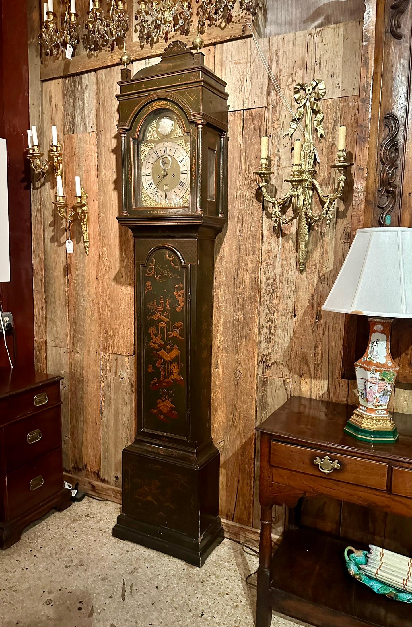 Antico orologio a pendolo inglese in lacca Chinoiserie, CIRCA 1820-1840. in vendita 1