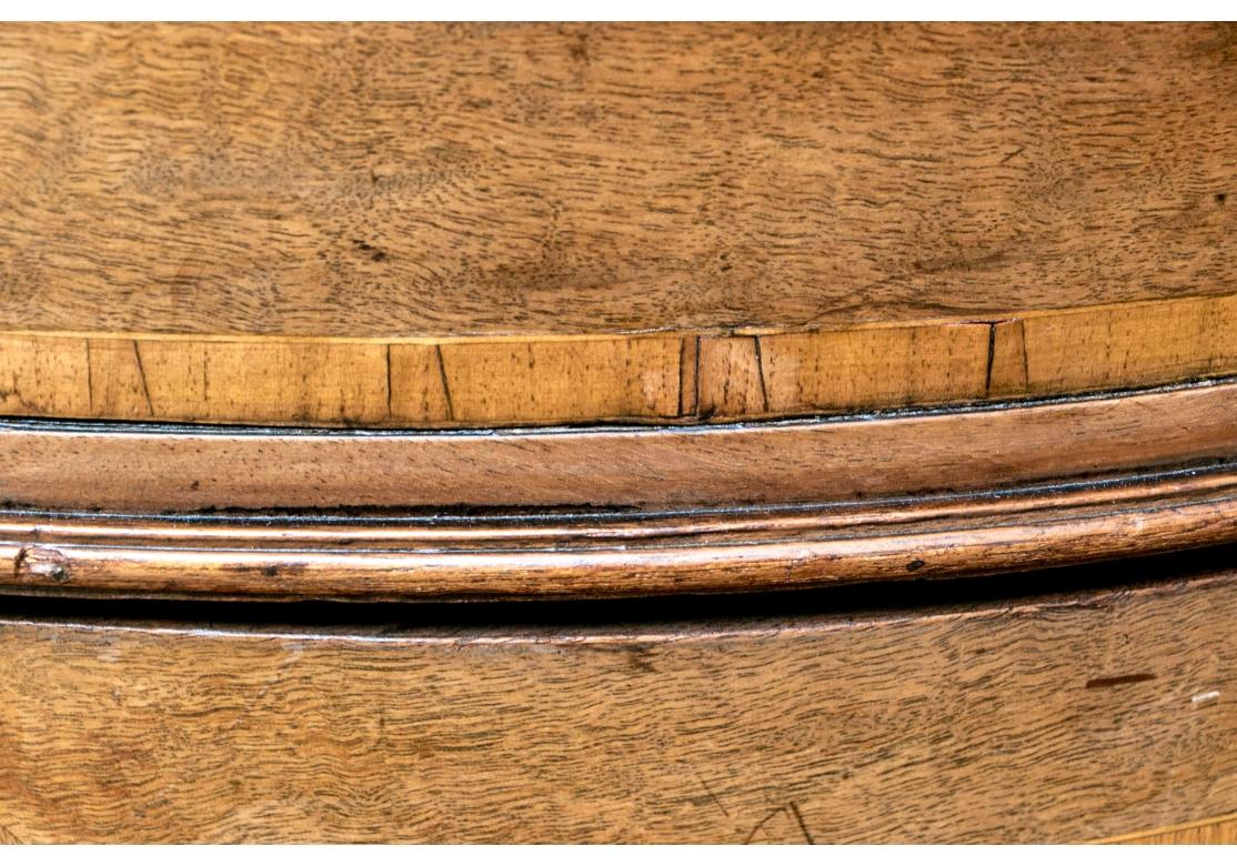 Bureau de partenaire anglais ancien de style Chippendale en acajou et citronnier incrusté en vente 12