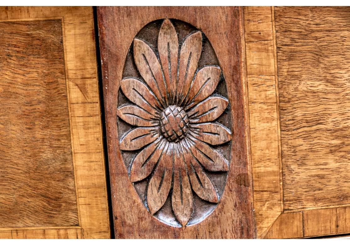 Bureau de partenaire anglais ancien de style Chippendale en acajou et citronnier incrusté en vente 13