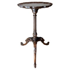 Chippendale style mahogany tripod/wine table