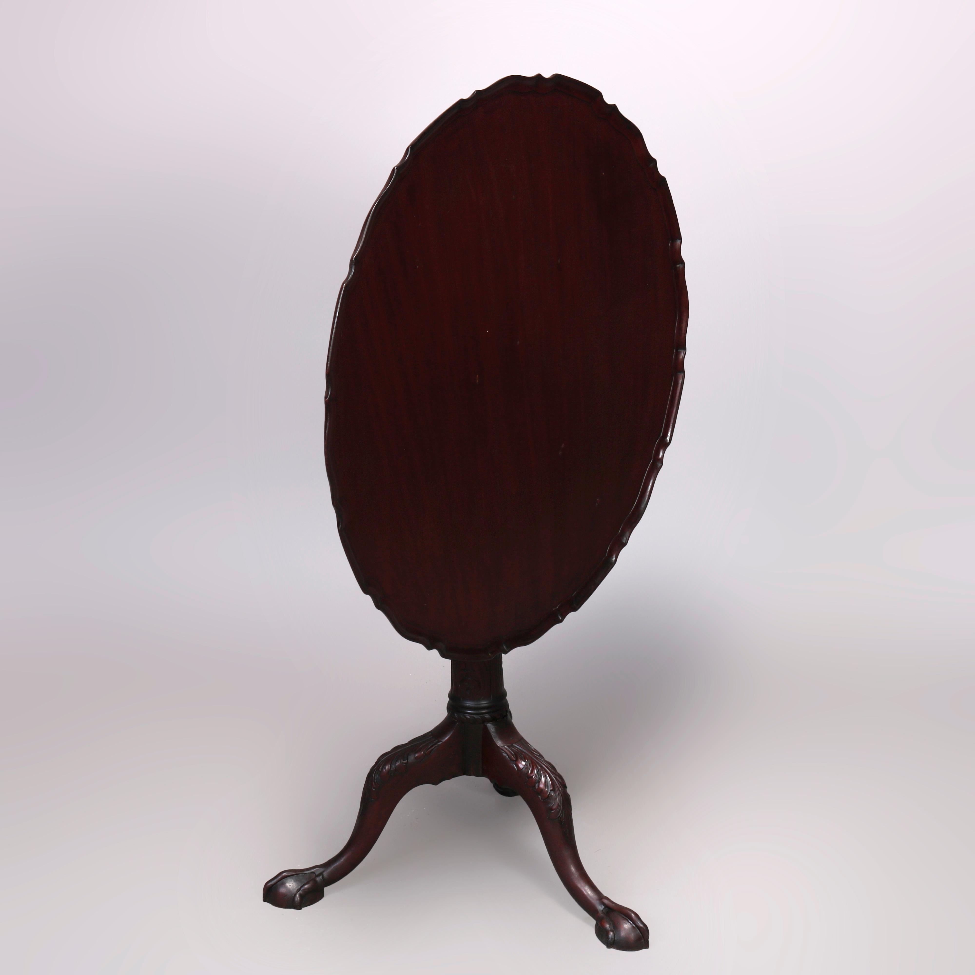 Antique English Chippendale Tilt-Top Carved Mahogany Pie Crust Tea Table In Good Condition In Big Flats, NY
