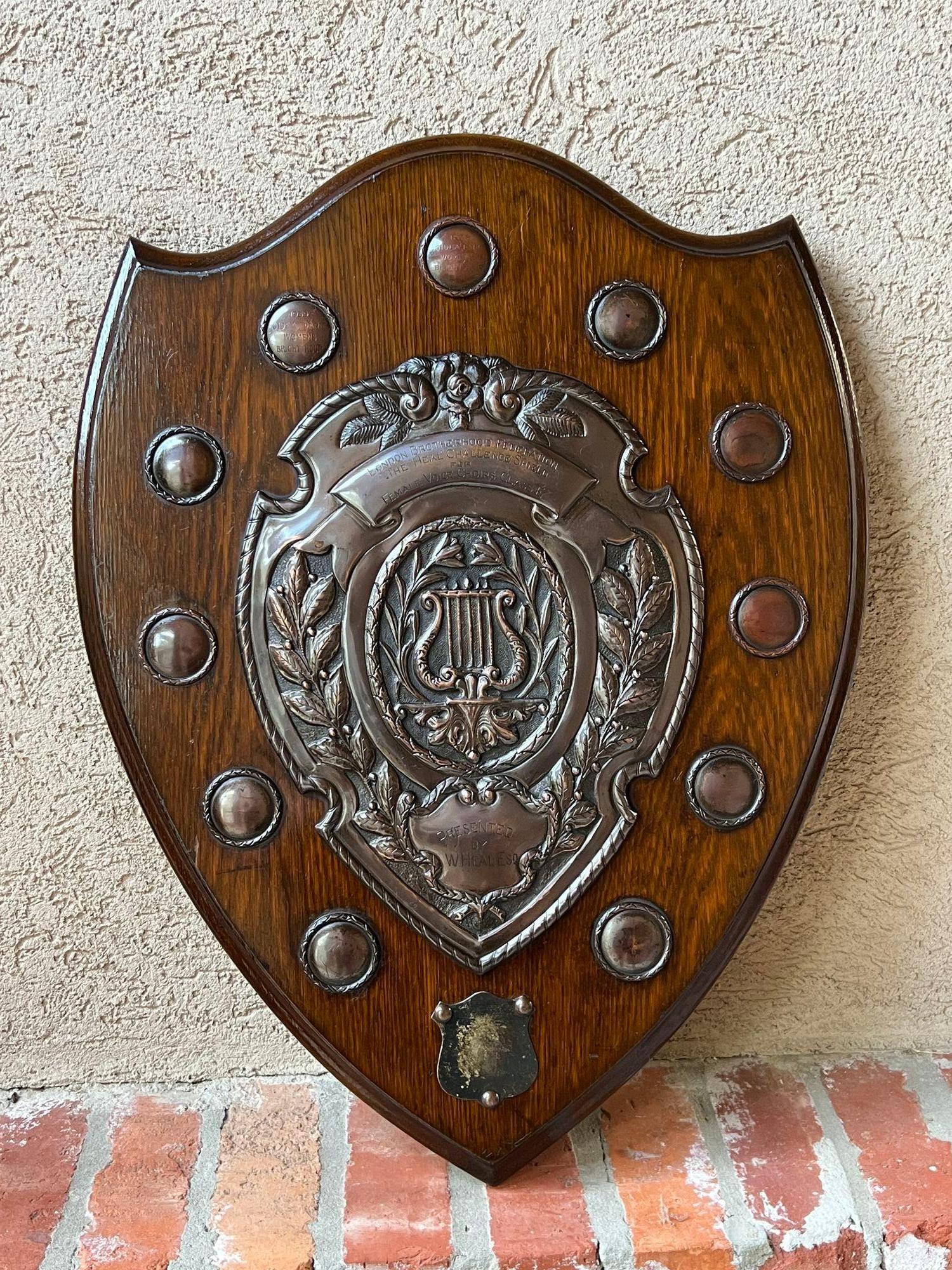 Other Antique English Choir Trophy Award Plaque Copper Repousse c1938 Lyre Harp For Sale