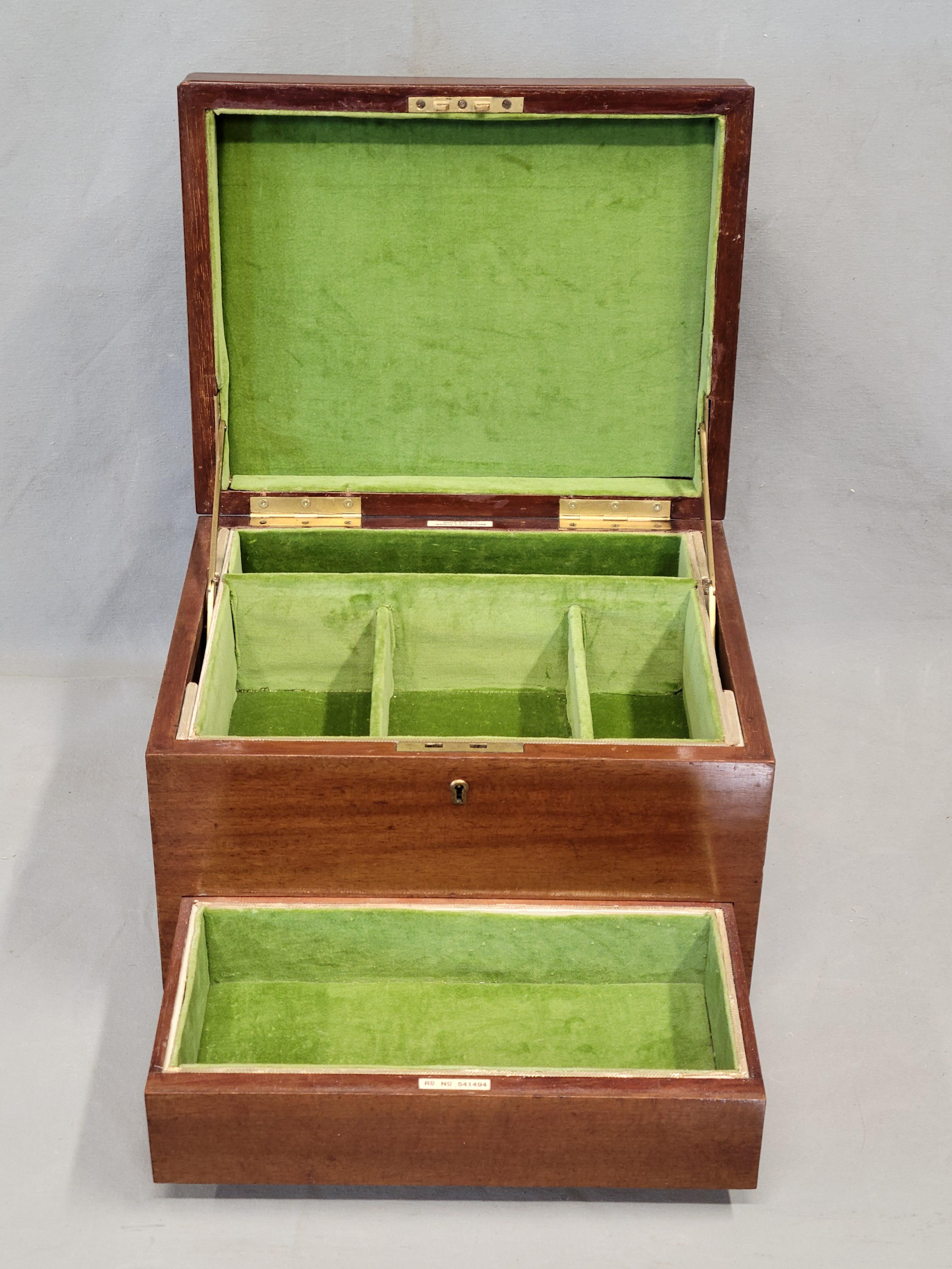 British Antique English Circa 1900 Flame Mahogany Maple & Co. Ltd. Jewelry Box (RL) For Sale