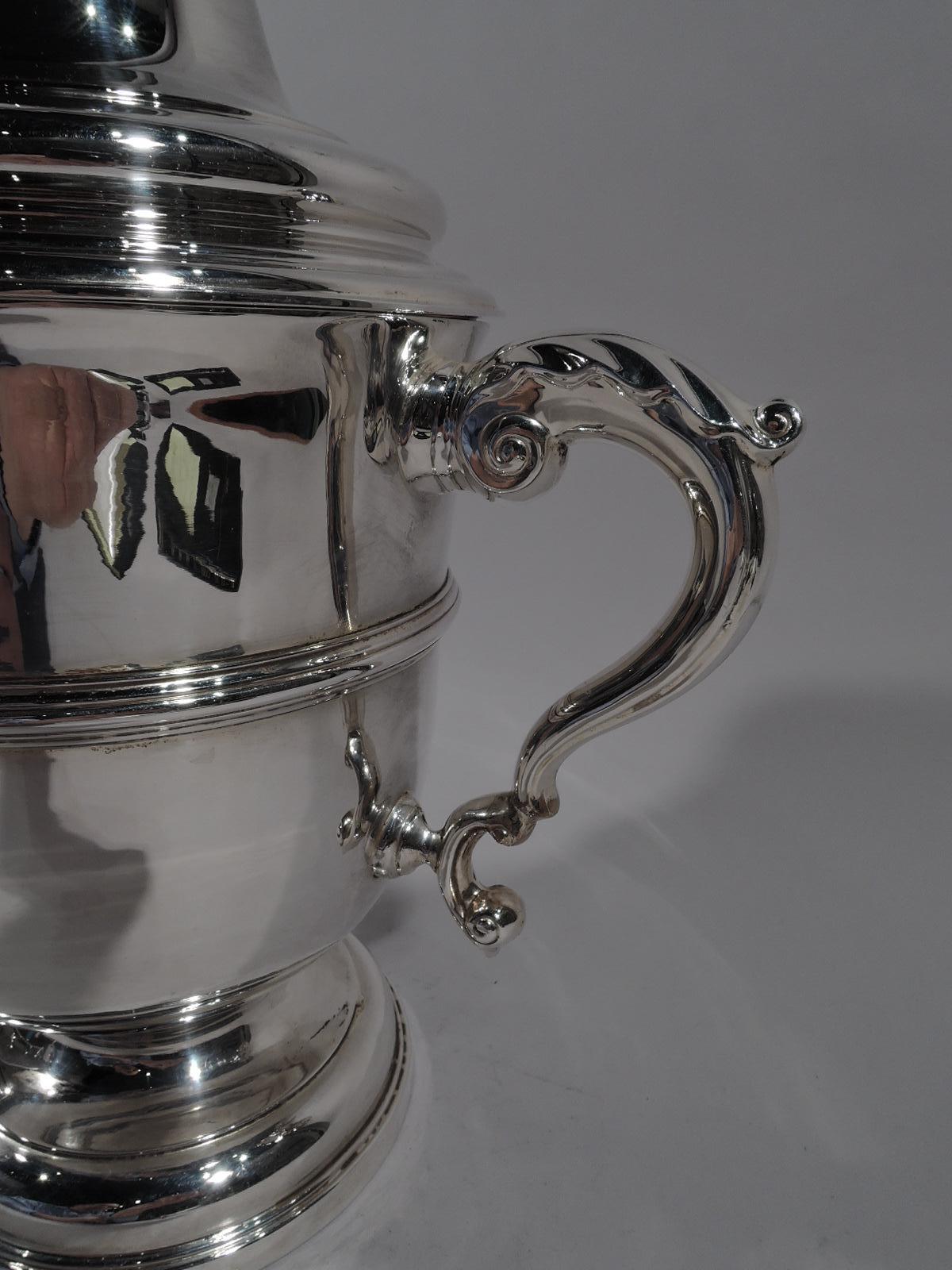 Antique English Classical Sterling Silver Covered Urn Trophy Cup In Excellent Condition In New York, NY