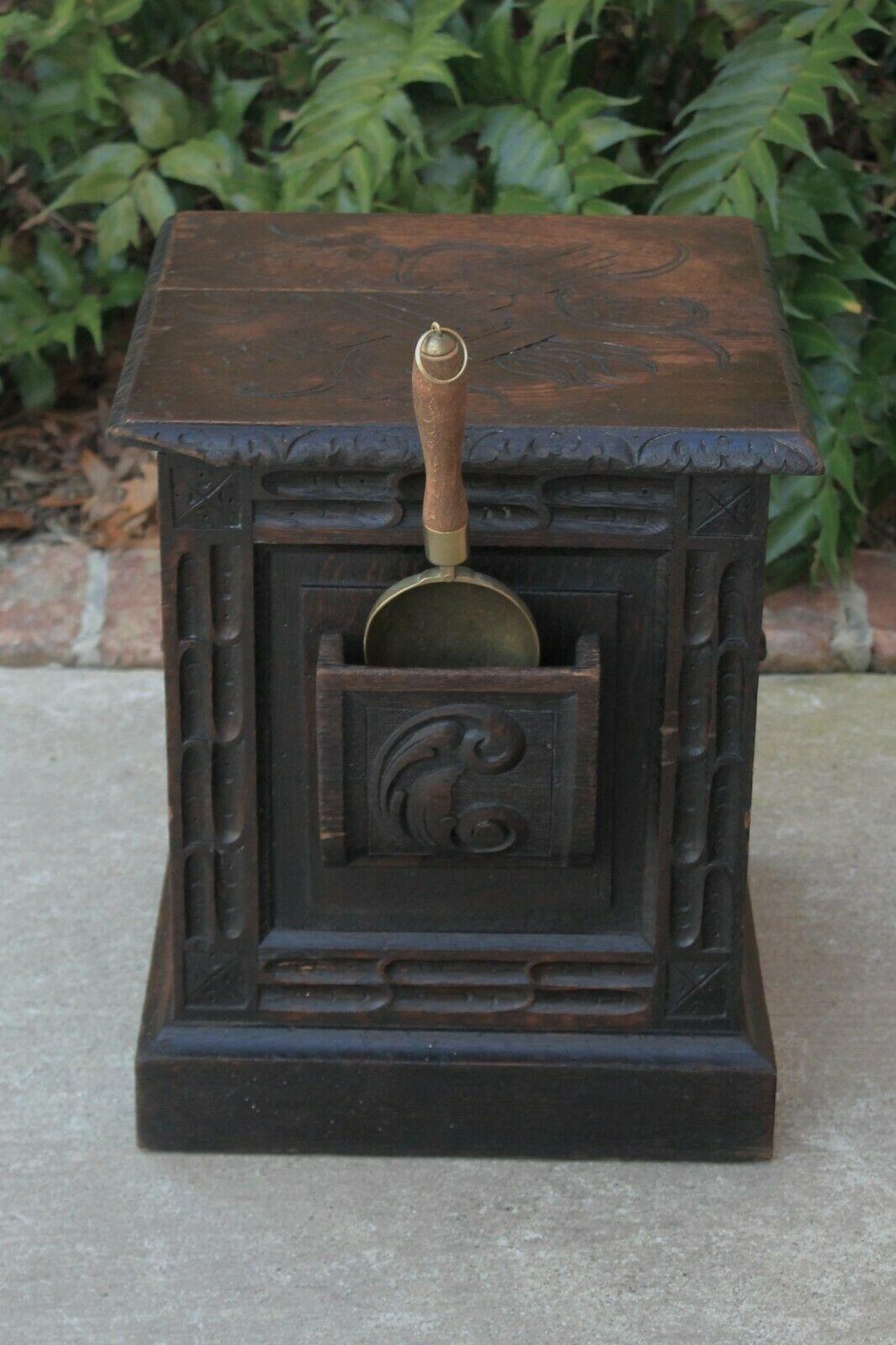 Antique English Coal Hod Scuttle Hearth Fireplace End Table Carved Oak In Good Condition In Tyler, TX