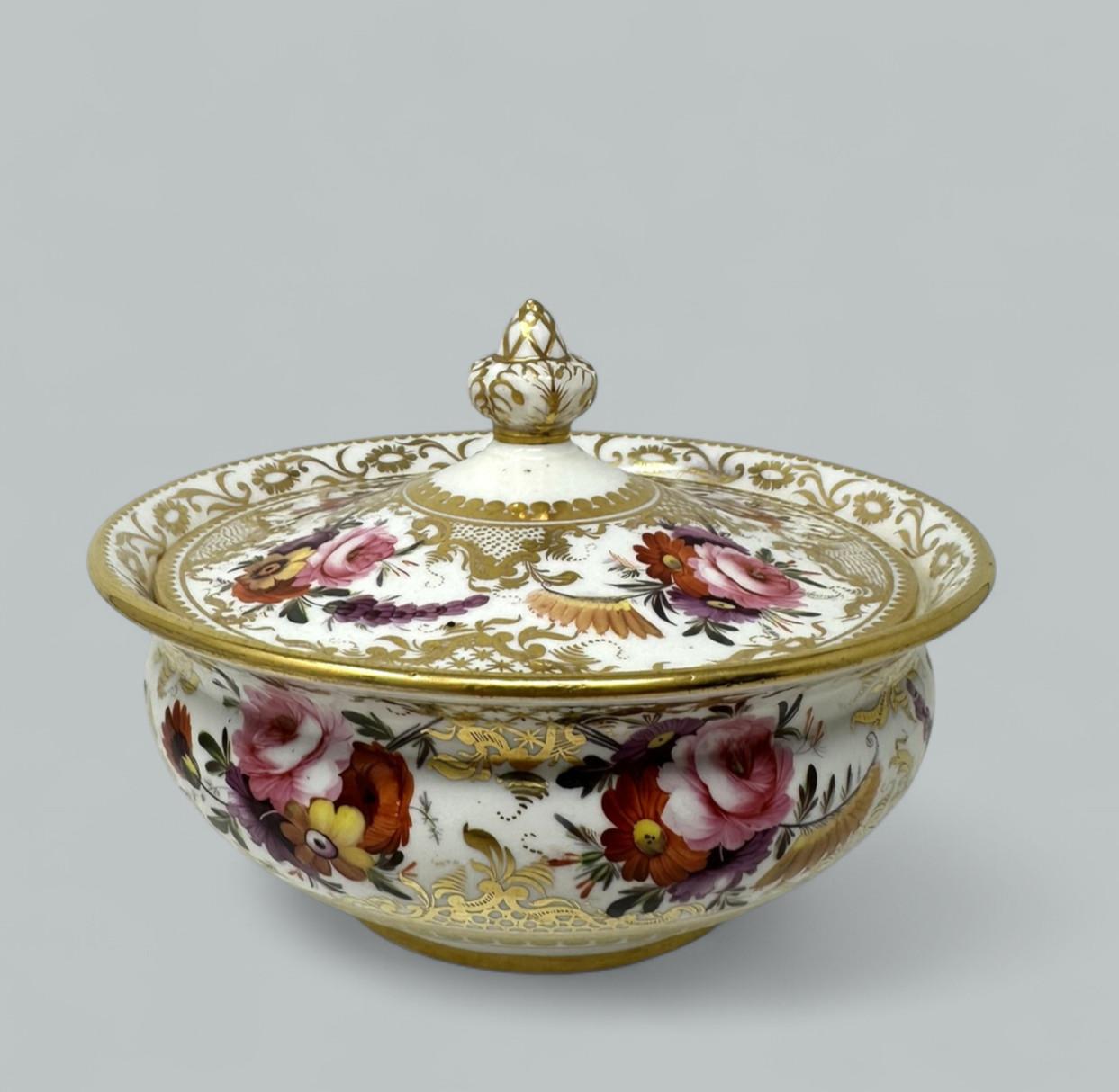 Antike englische Coalport Porcelain Sucrier Zuckerdose Tafelaufsatz Regency 1820 (19. Jahrhundert) im Angebot
