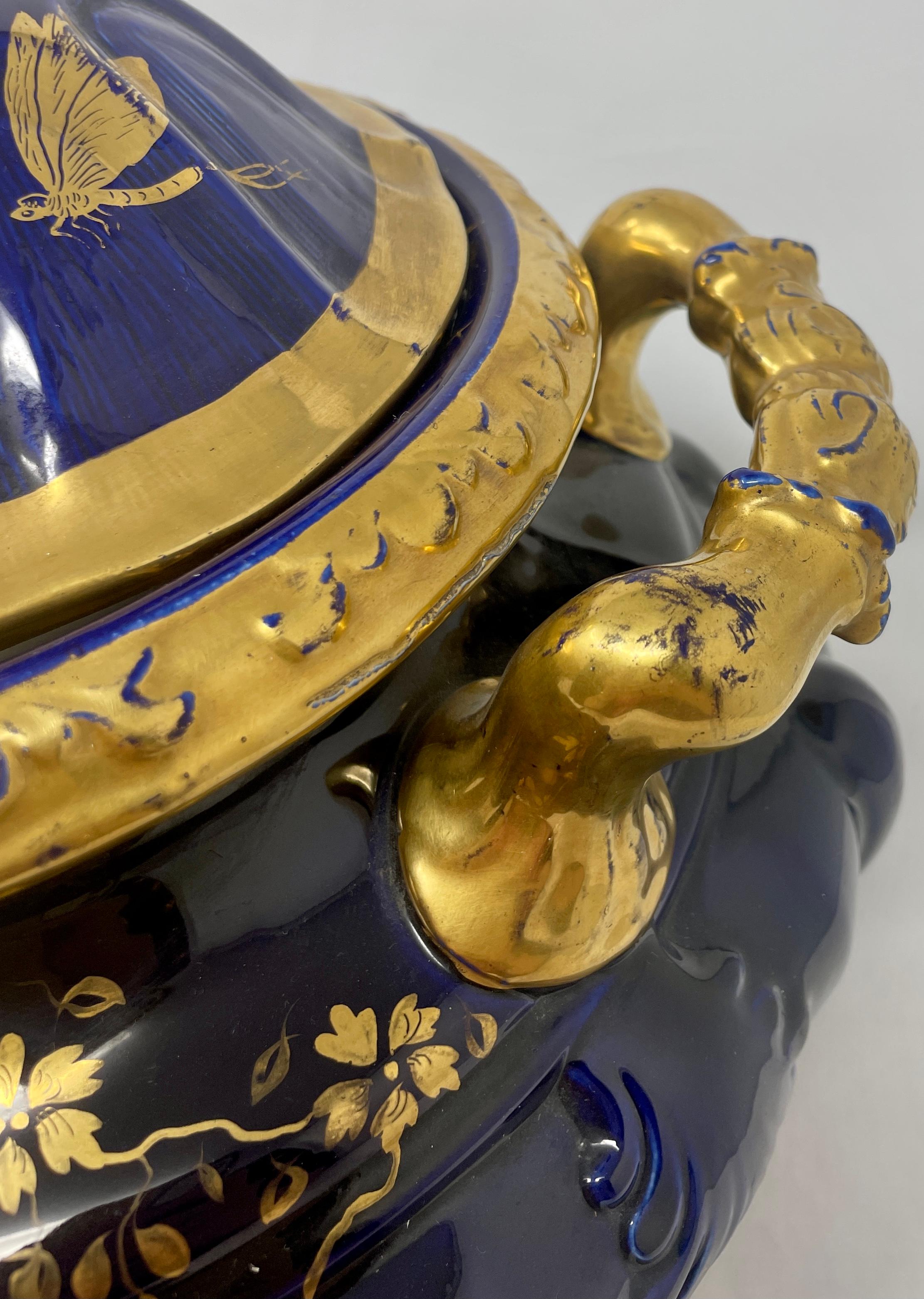 Antique English Cobalt and Gold Ironstone Tureen, circa 1840 For Sale 7