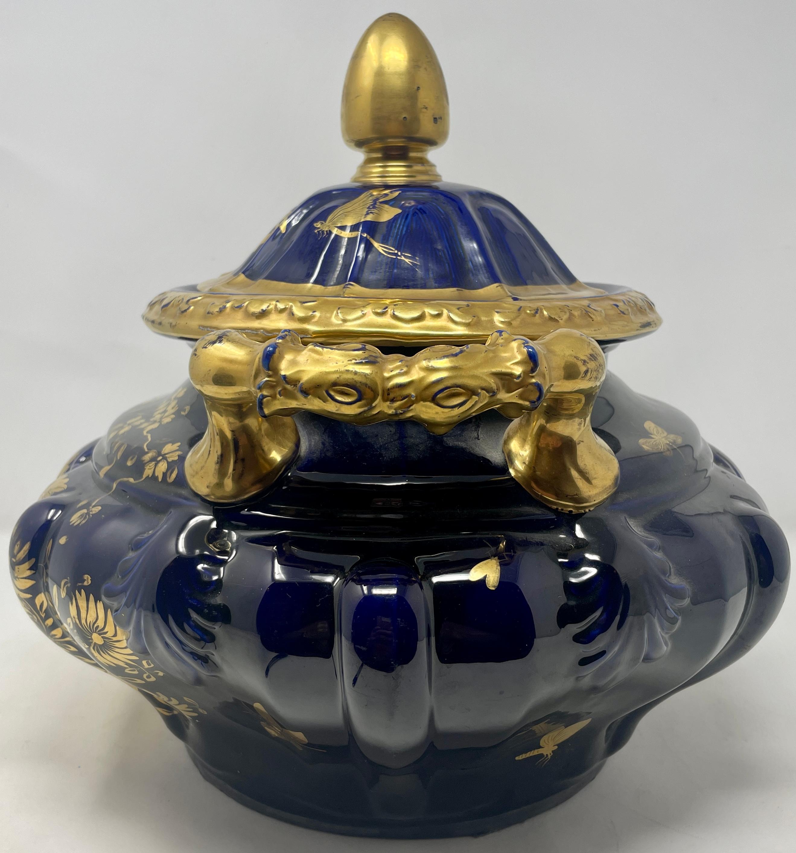 Antique English Cobalt and Gold Ironstone Tureen, circa 1840 For Sale 1